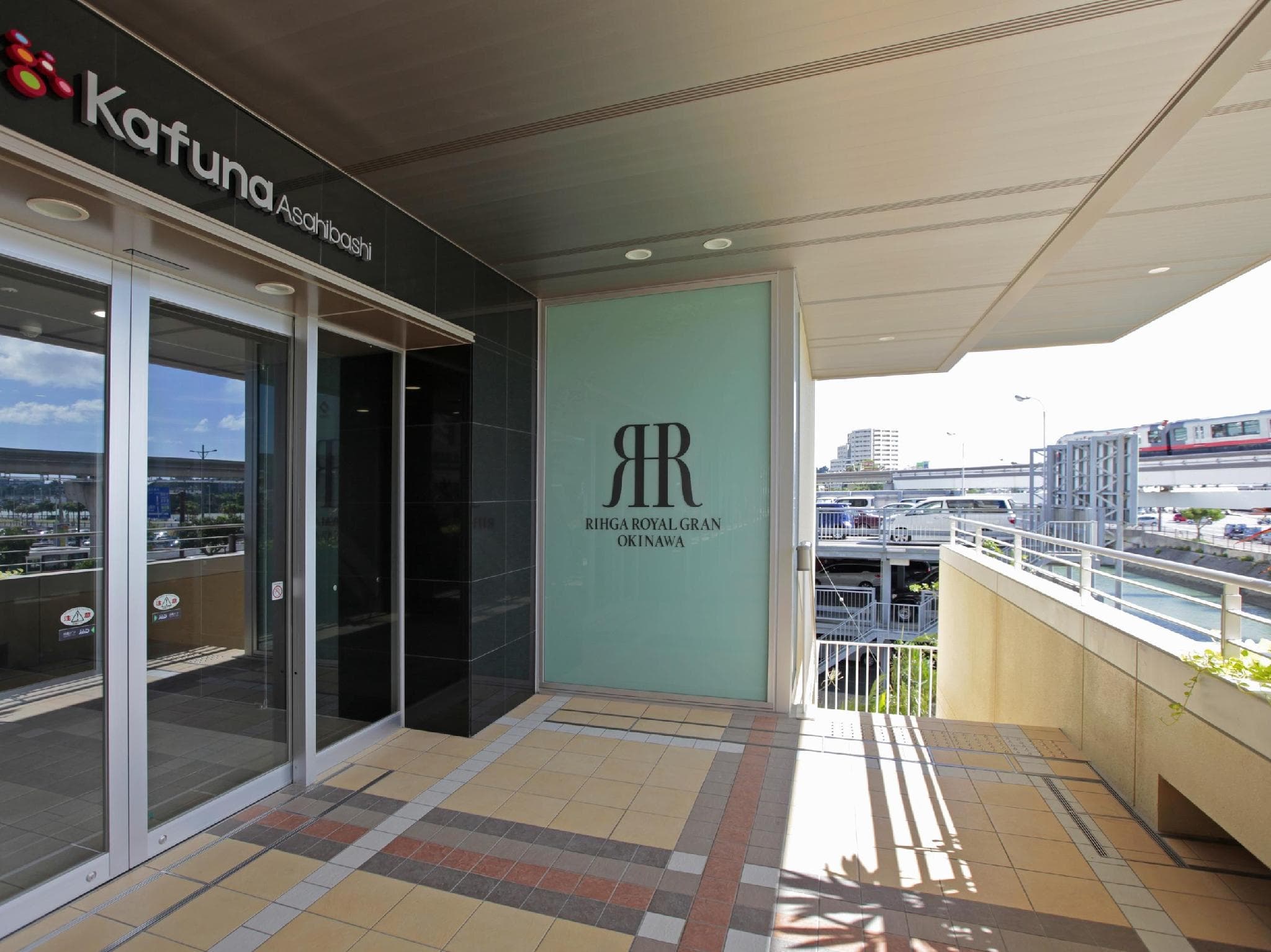RIHGA Royal Gran Okinawa Hotel photo 4