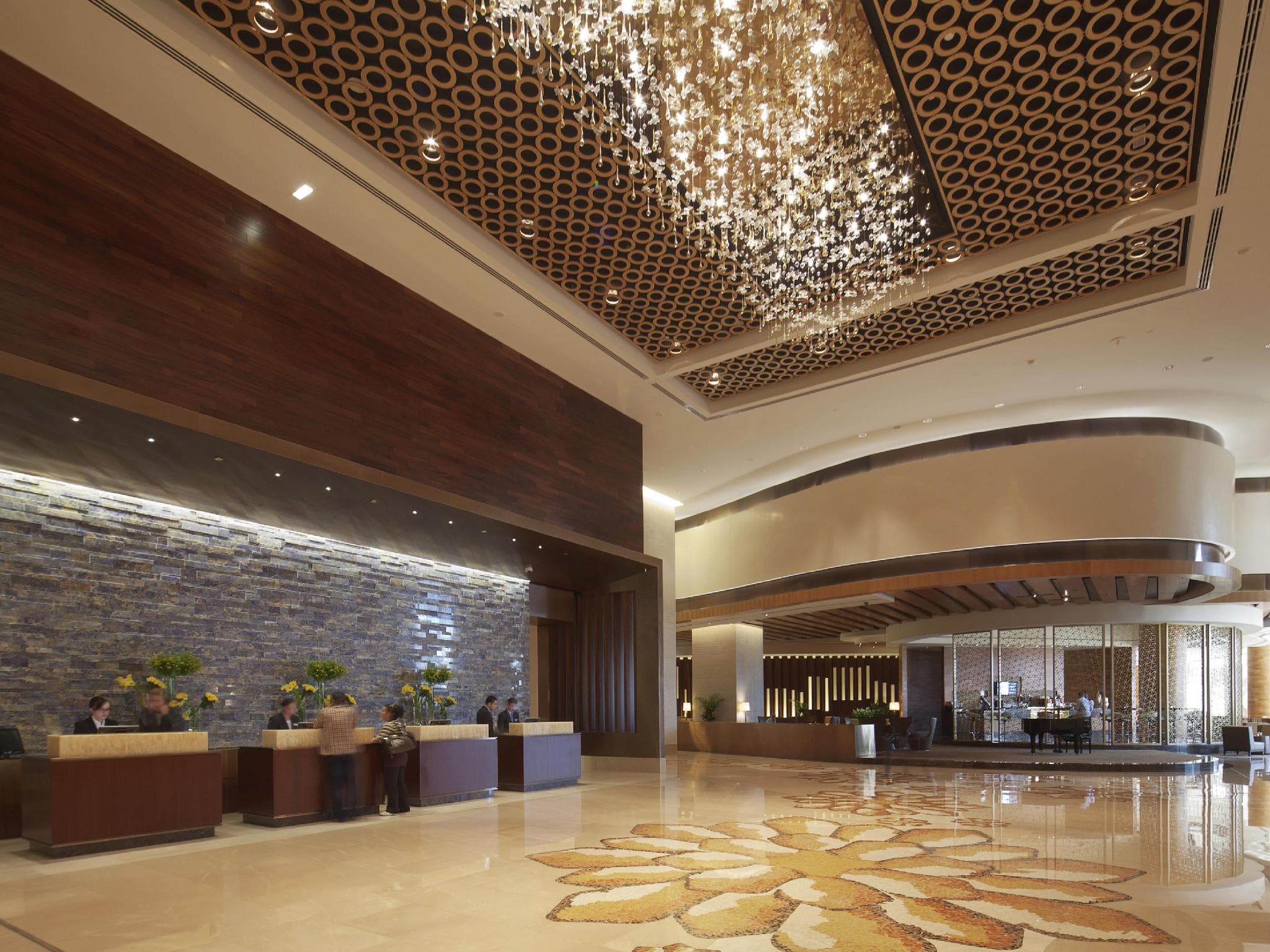 Swissotel Al Ghurair photo 3