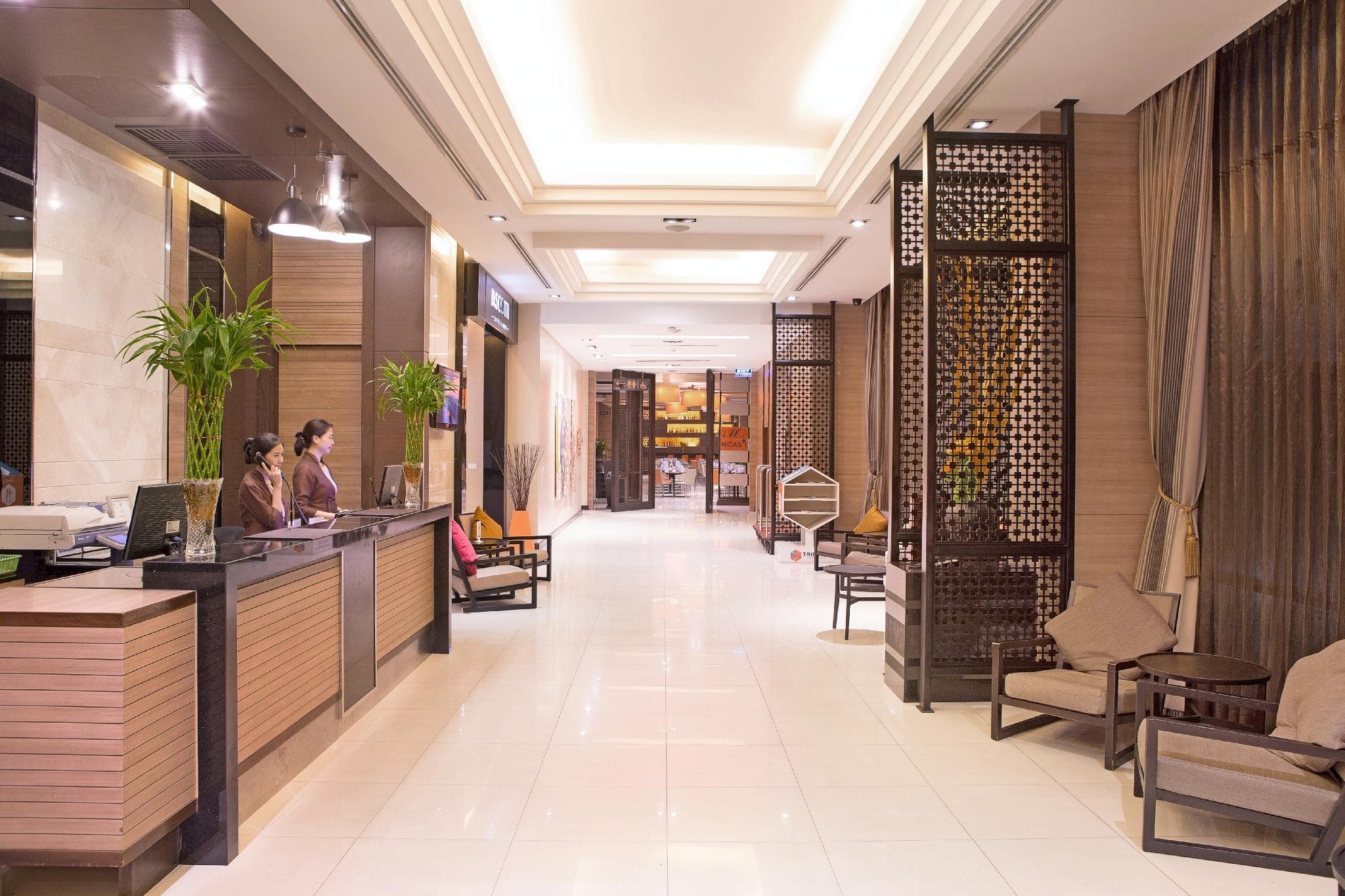 Mida Hotel Ngamwongwan photo 5