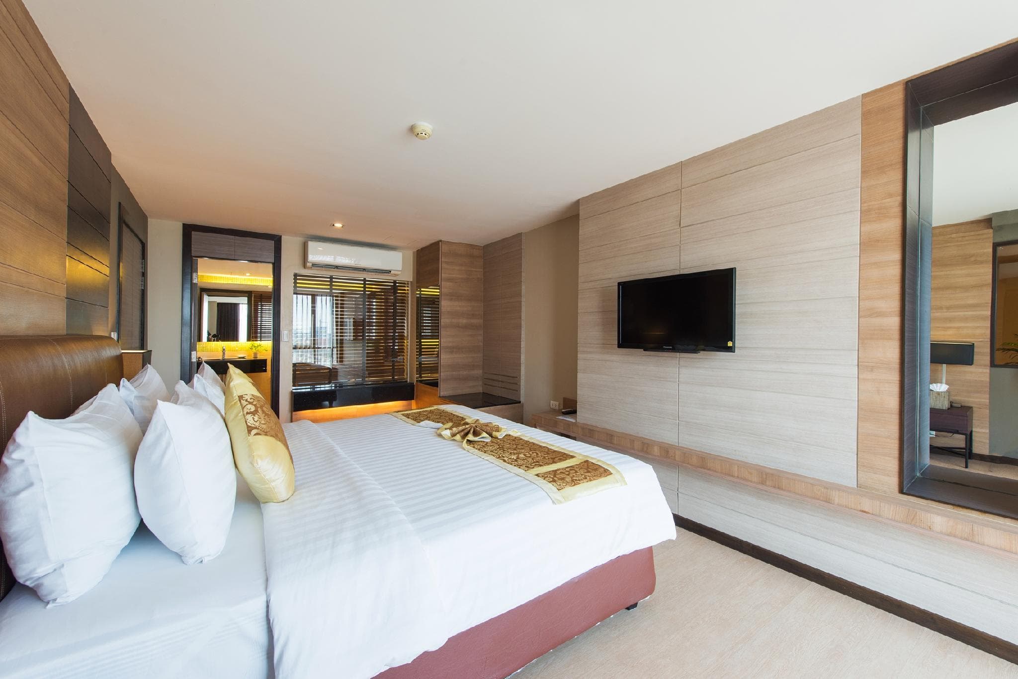 Mida Hotel Ngamwongwan photo 2
