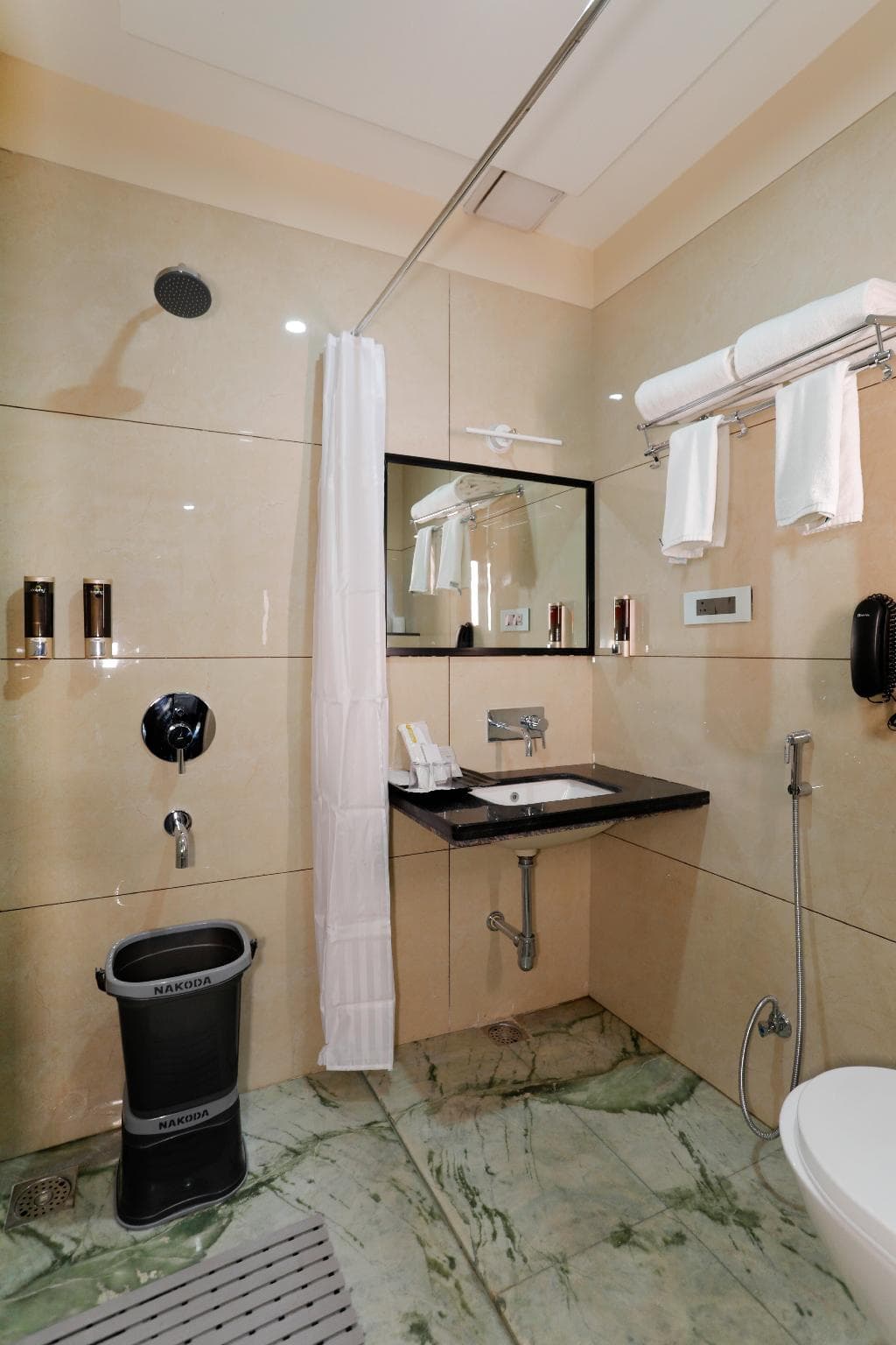 Hotel Dolphin Grand, Varanasi photo 4