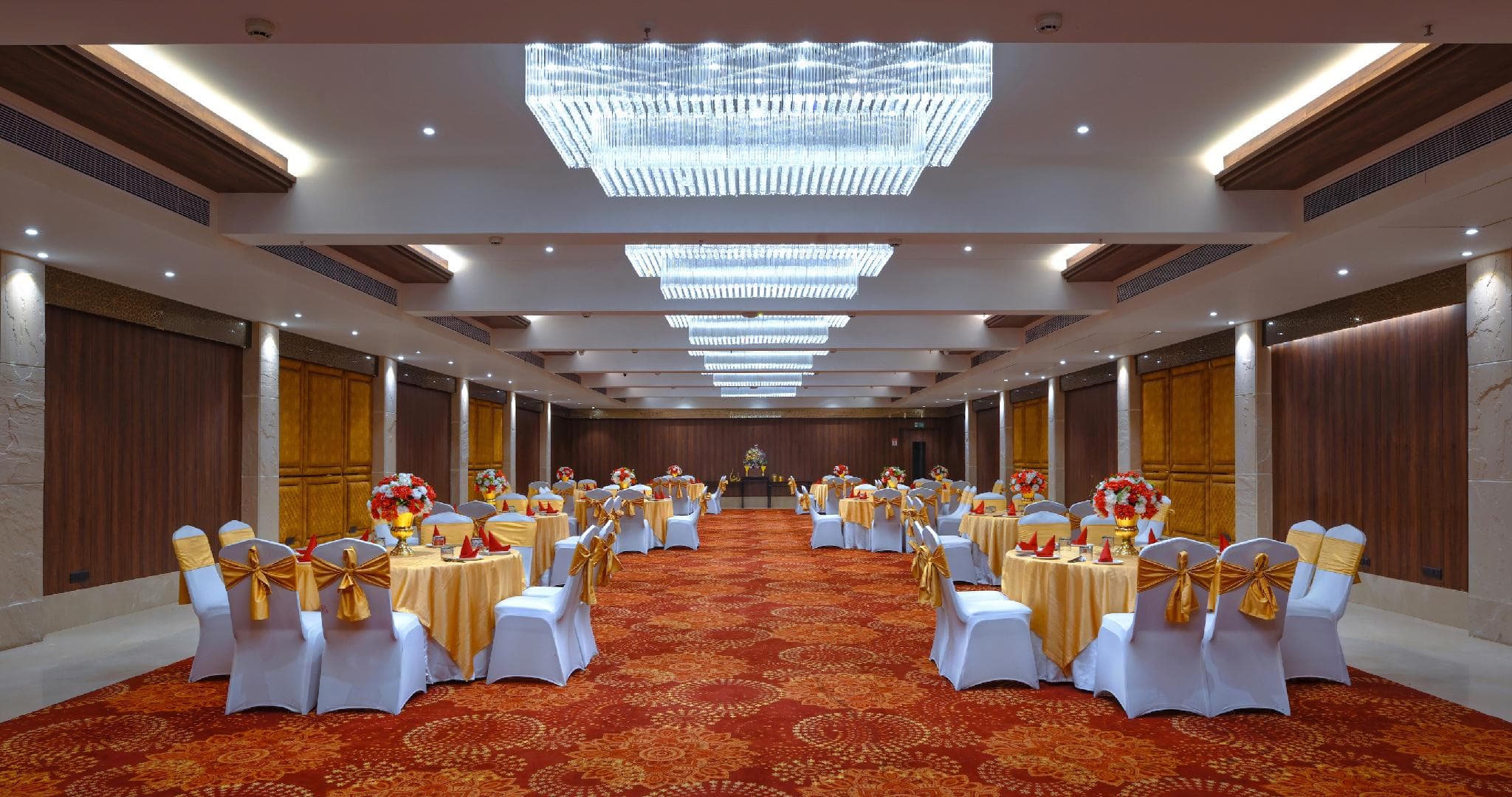 Royale Sarovar Portico Agra photo 3