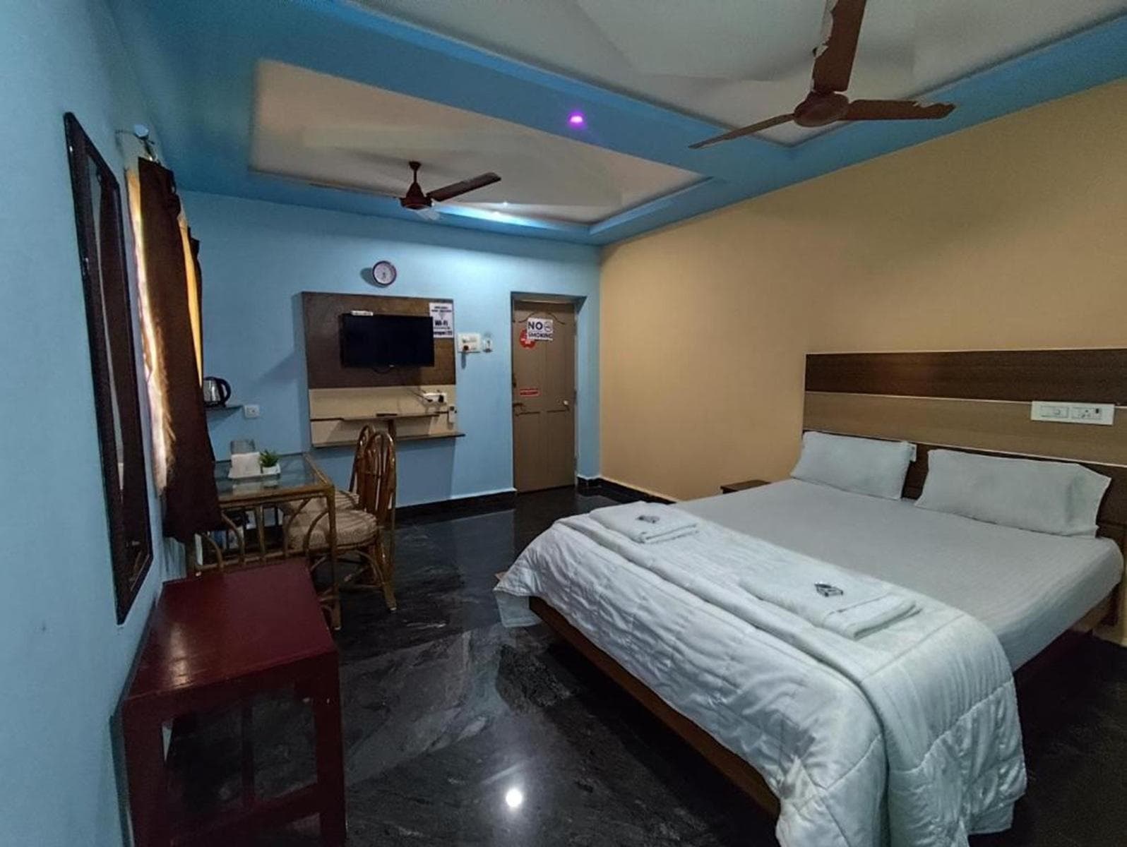 Sri Murugan beach paradise hotel photo 2