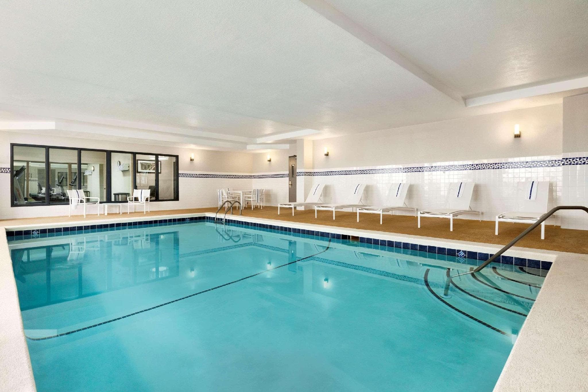 Country Inn & Suites by Radisson, Dalton, GA photo 5