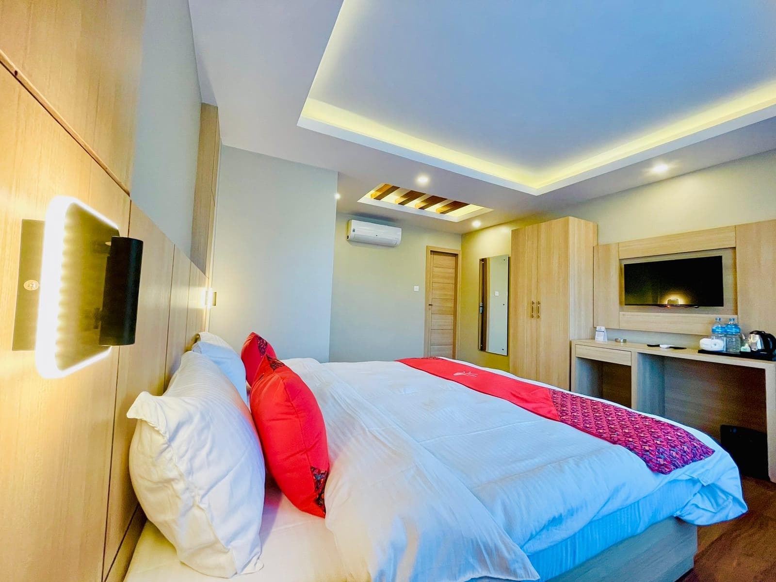 Hotel Aerocity photo 2
