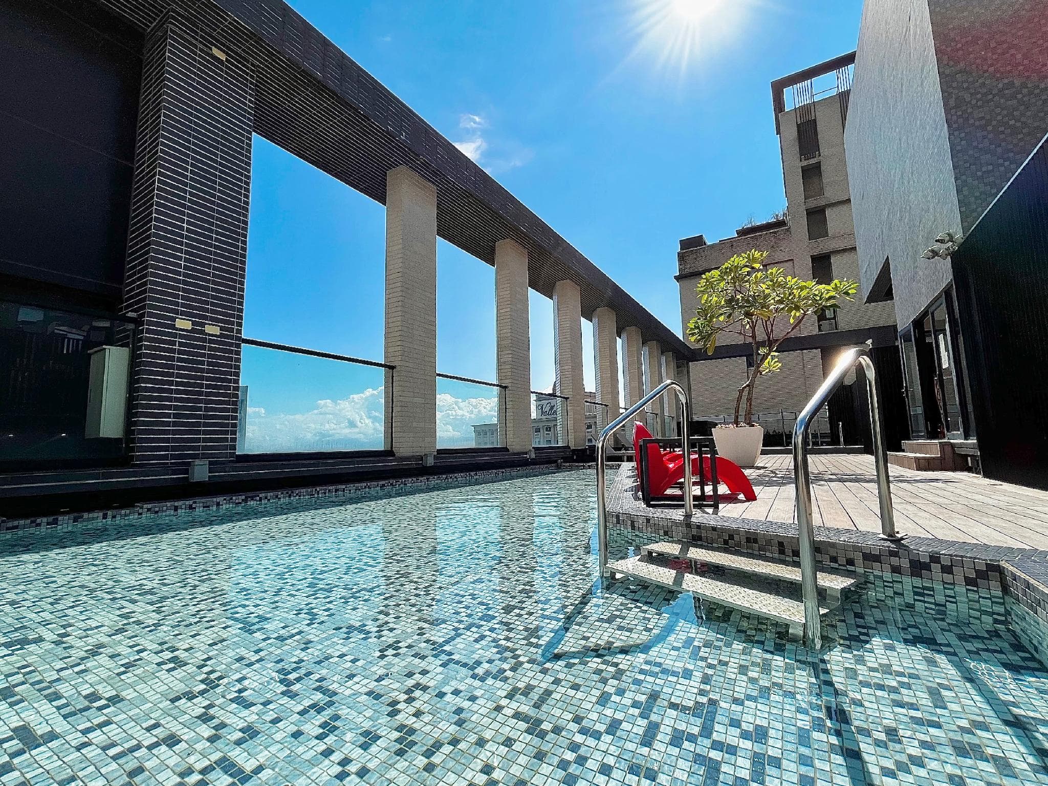 vasty hotel