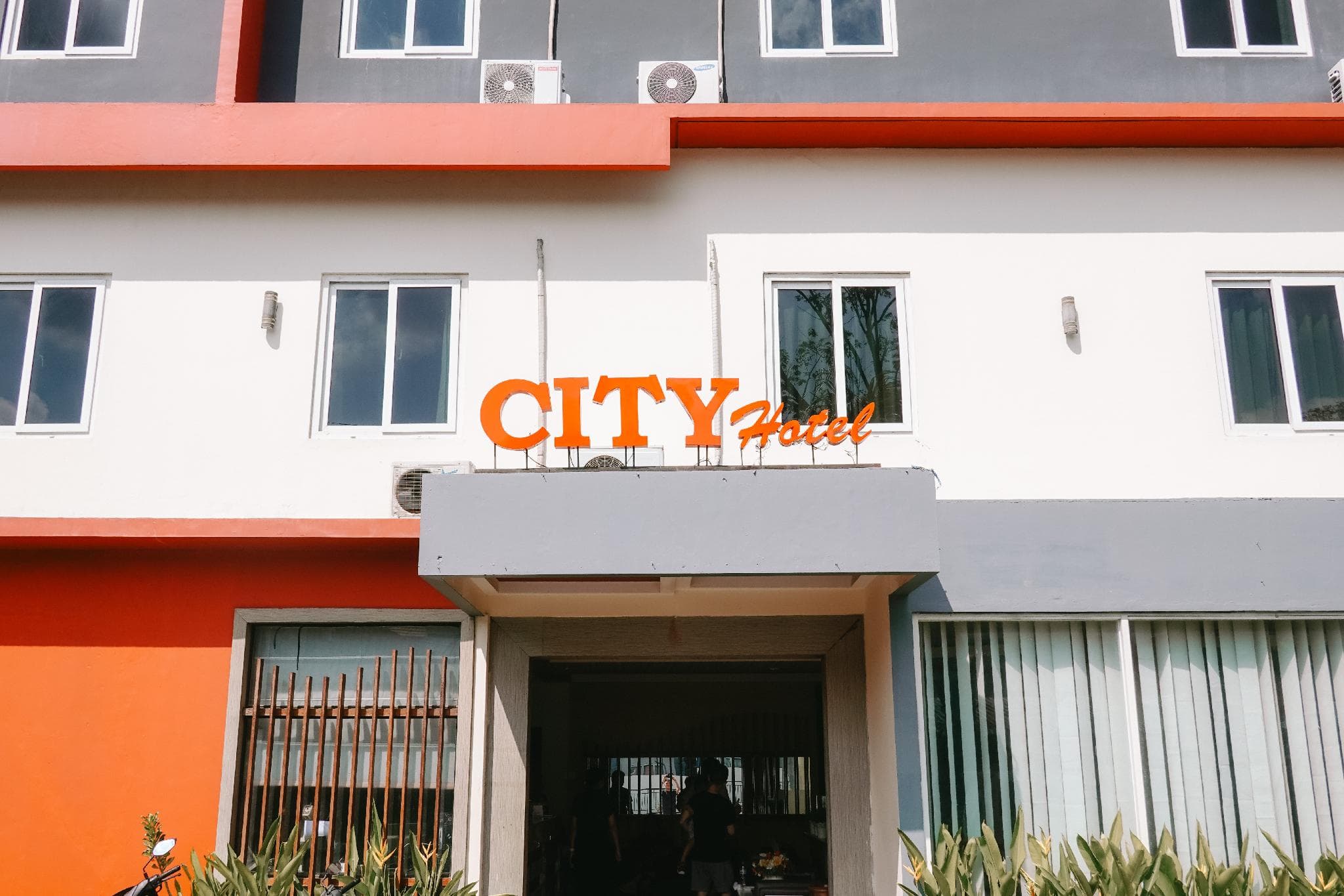 City Hotel Mataram photo 4