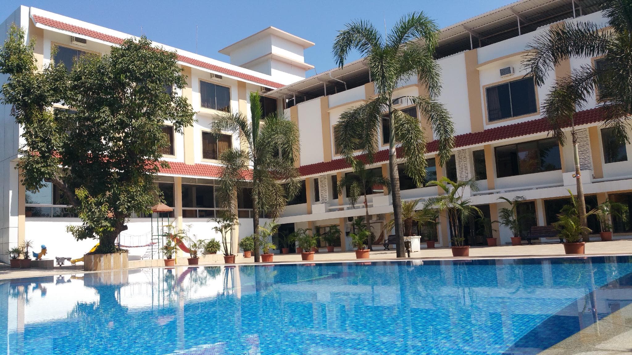 Resort Silver Hills Lonavla & Khandala photo 5