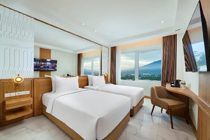 Golden Hill by Golden Tulip photo 2