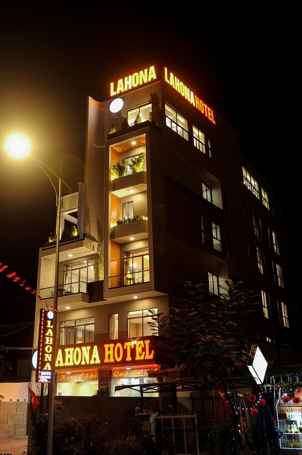 Lahona Hotel photo 5