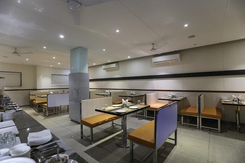Hotel Ashray Inn Express photo 4