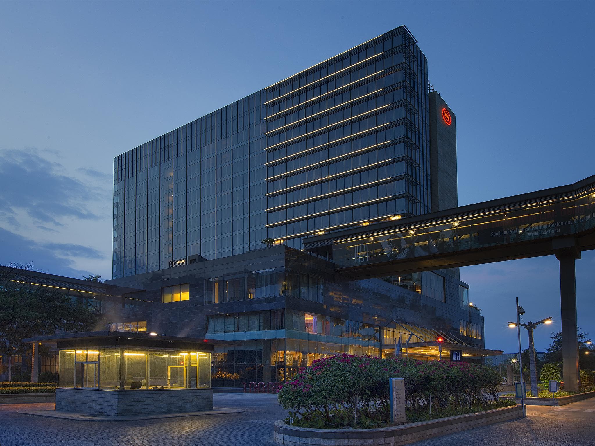Sheraton Grand Bangalore Hotel at Brigade Gateway