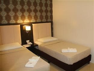 Manhattan Suites Inn photo 2