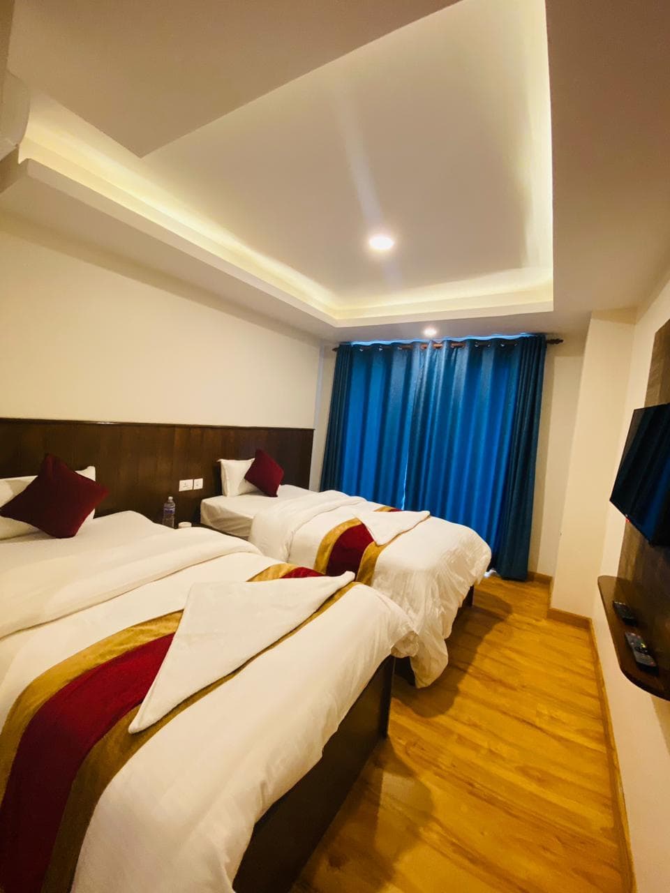 Hotel Abi photo 2