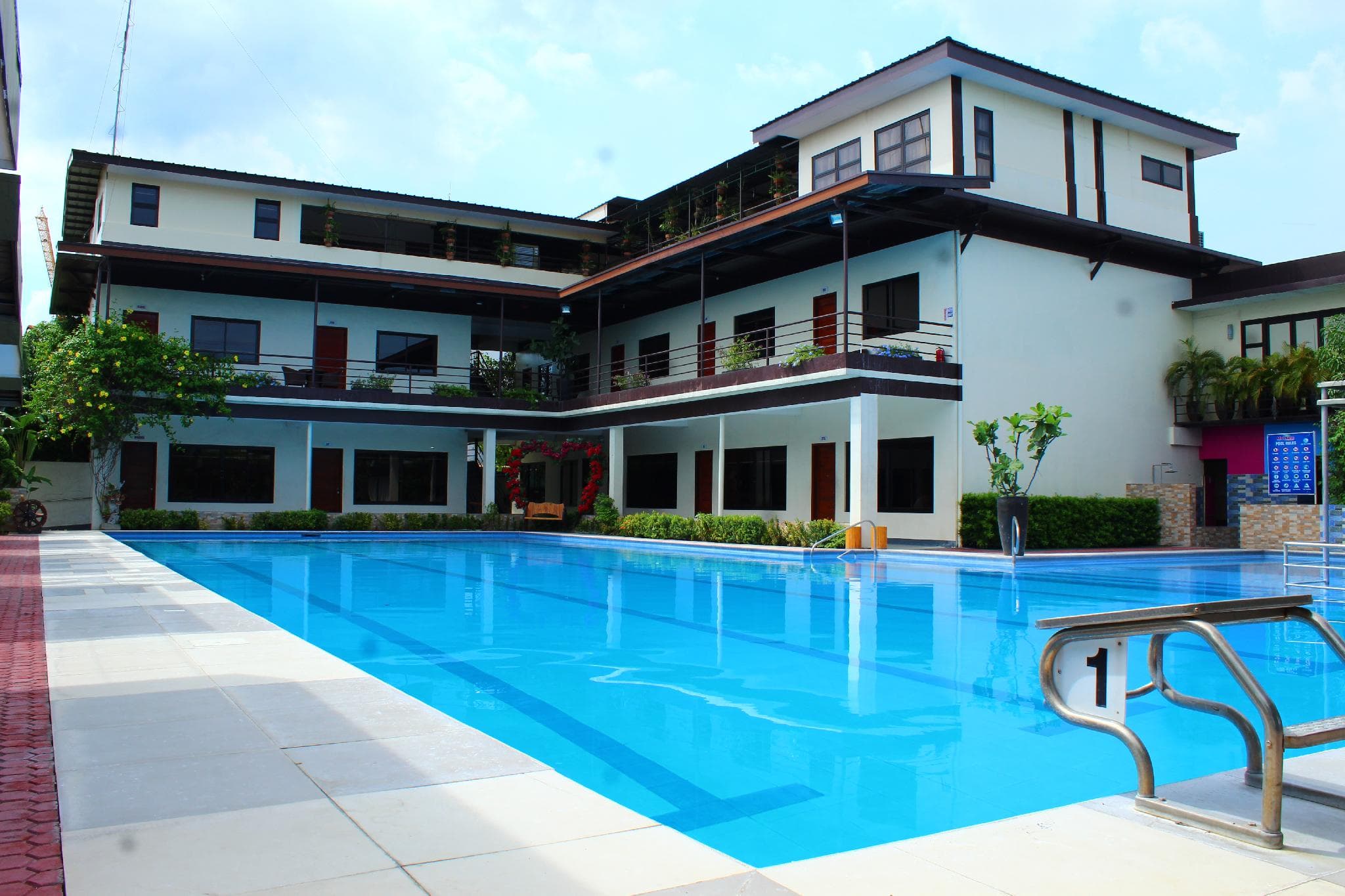 MaClare Resort