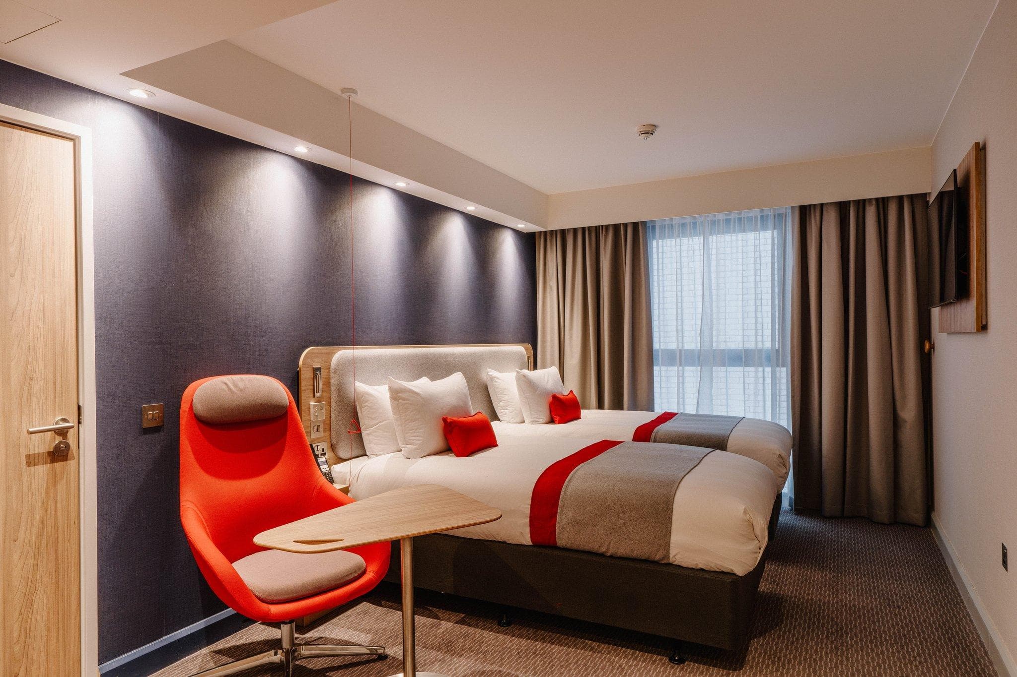 Holiday Inn Express Liverpool - Central By IHG photo 2
