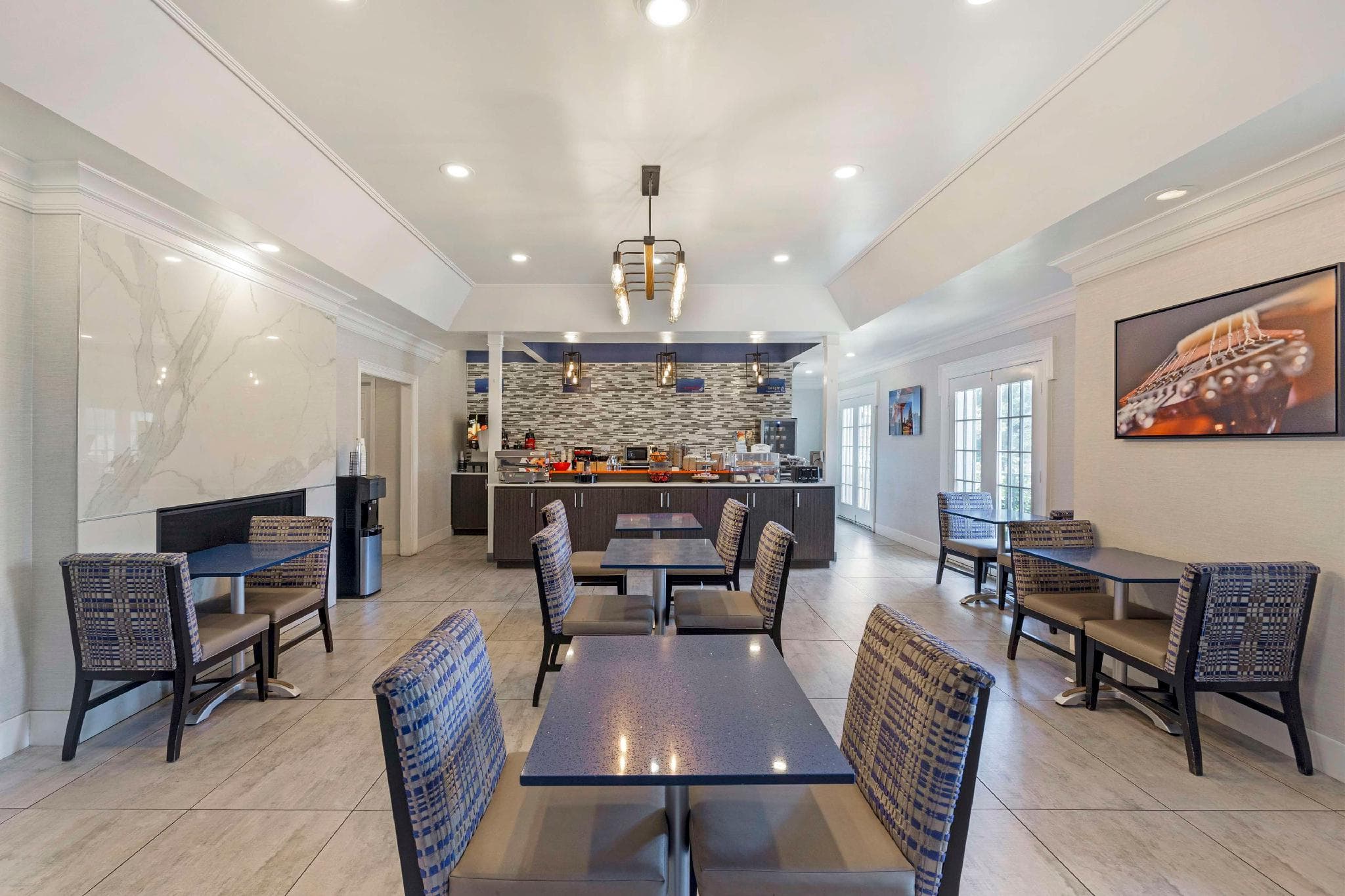 Best Western Brentwood photo 3