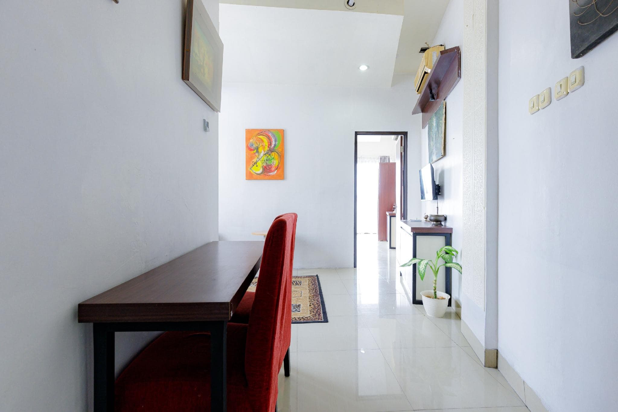 Urbanview SRB Near Mall Ciputra Cibubur photo 5