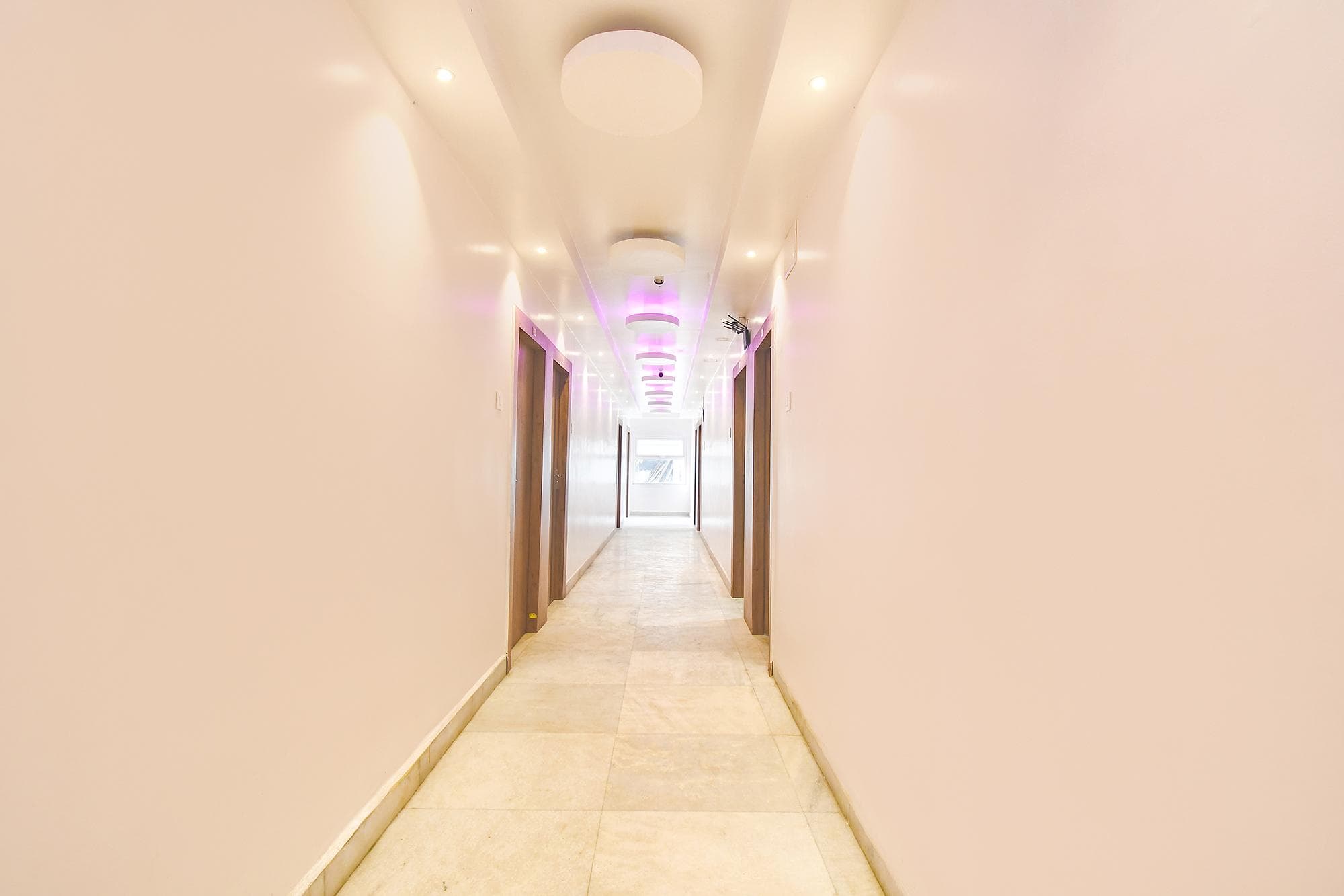 FabHotel Prime The Golden Plaza - Nr. Tarapith Temple photo 4