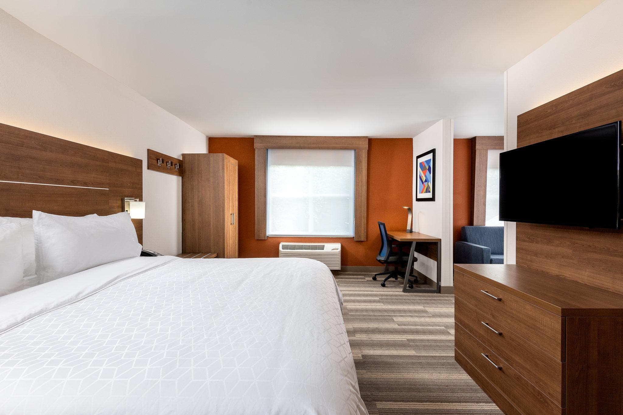 Holiday Inn Express Chapel Hill By IHG photo 2
