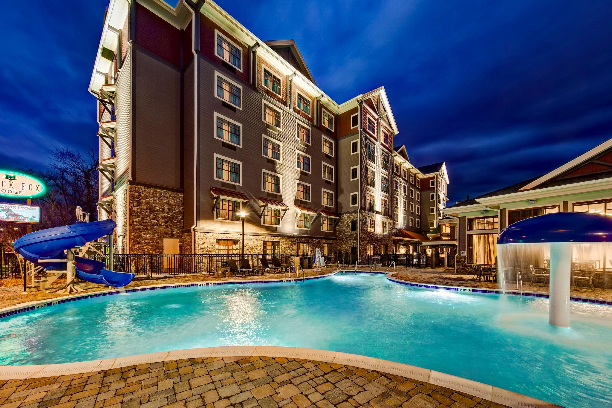 Black Fox Lodge Pigeon Forge, Tapestry Collection by Hilton
