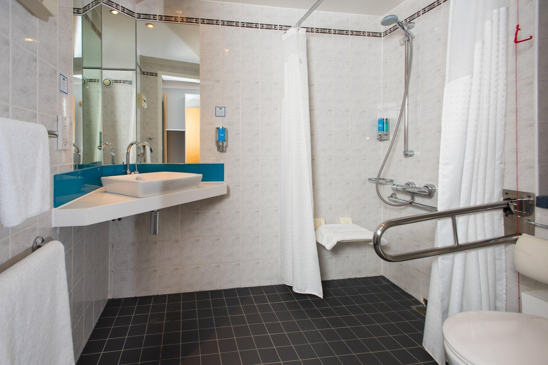 Holiday Inn Express London Greenwich By IHG photo 2