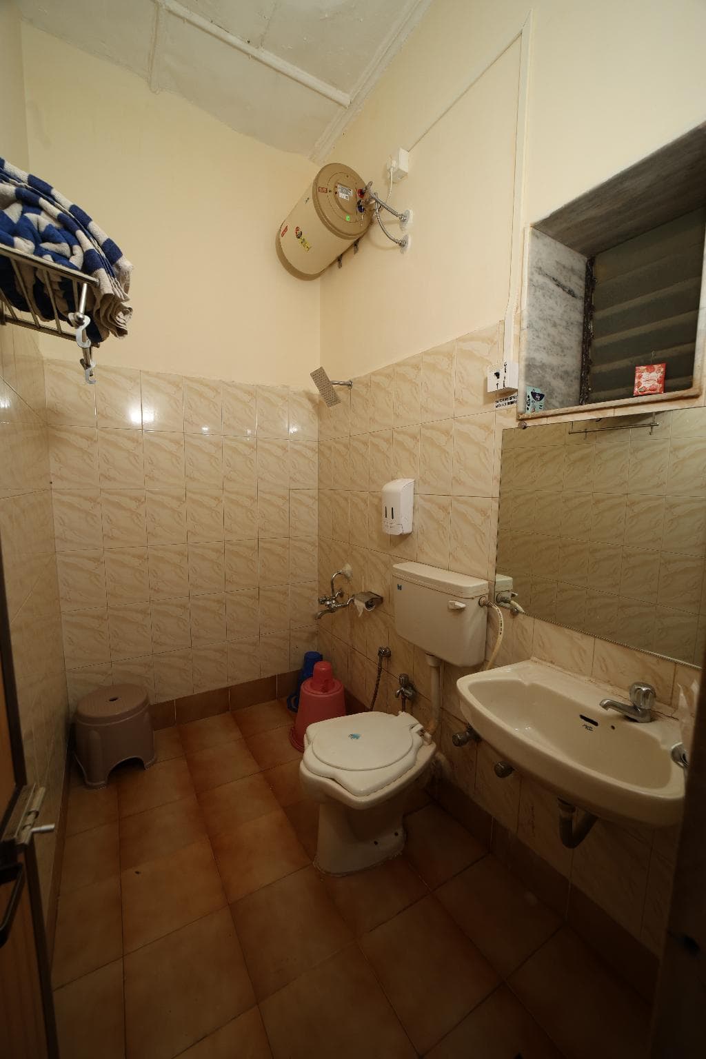 Gujarat Bhavan Hotel photo 2