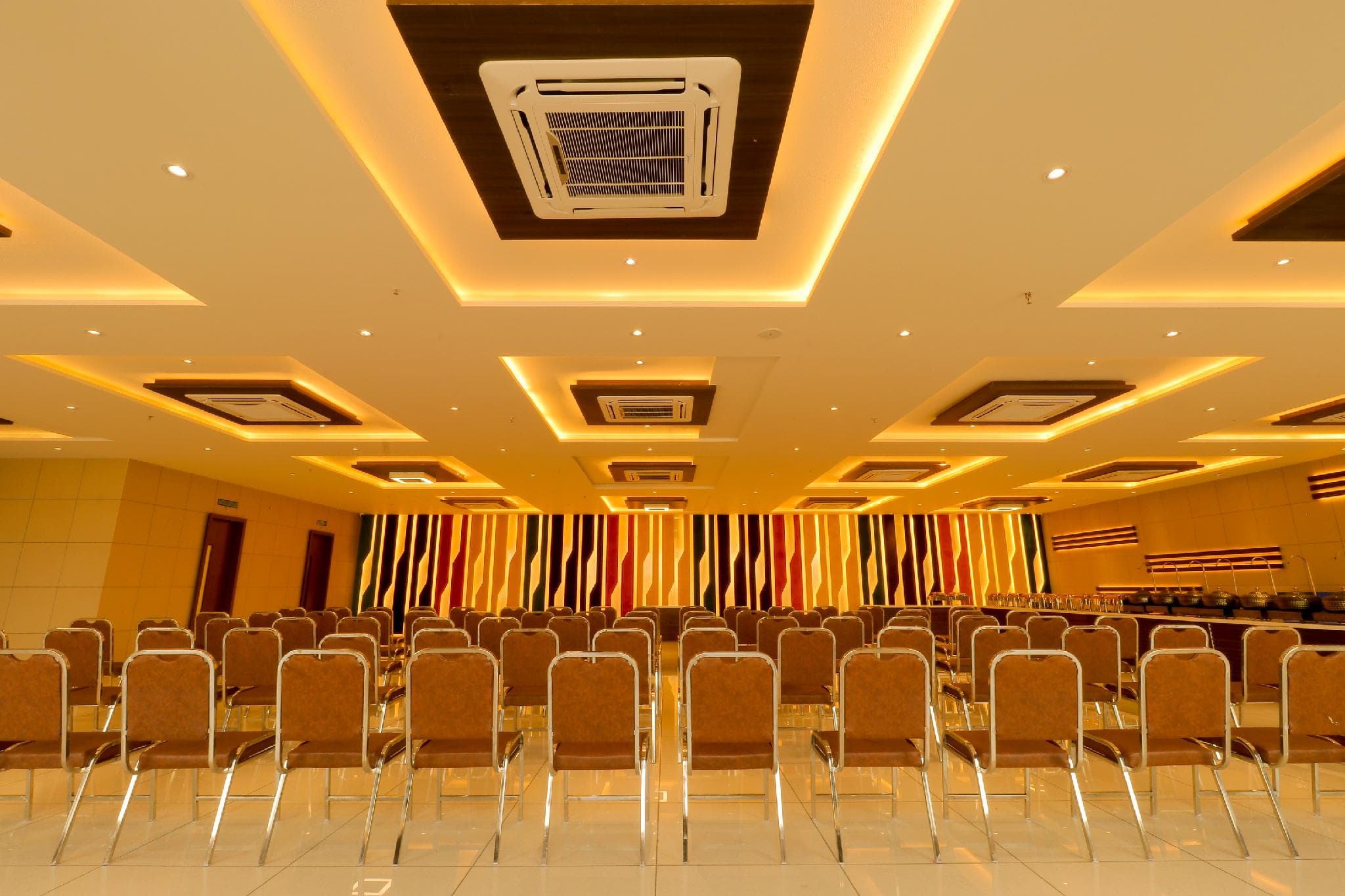 Hotel Grand Darshan Vadodara photo 3