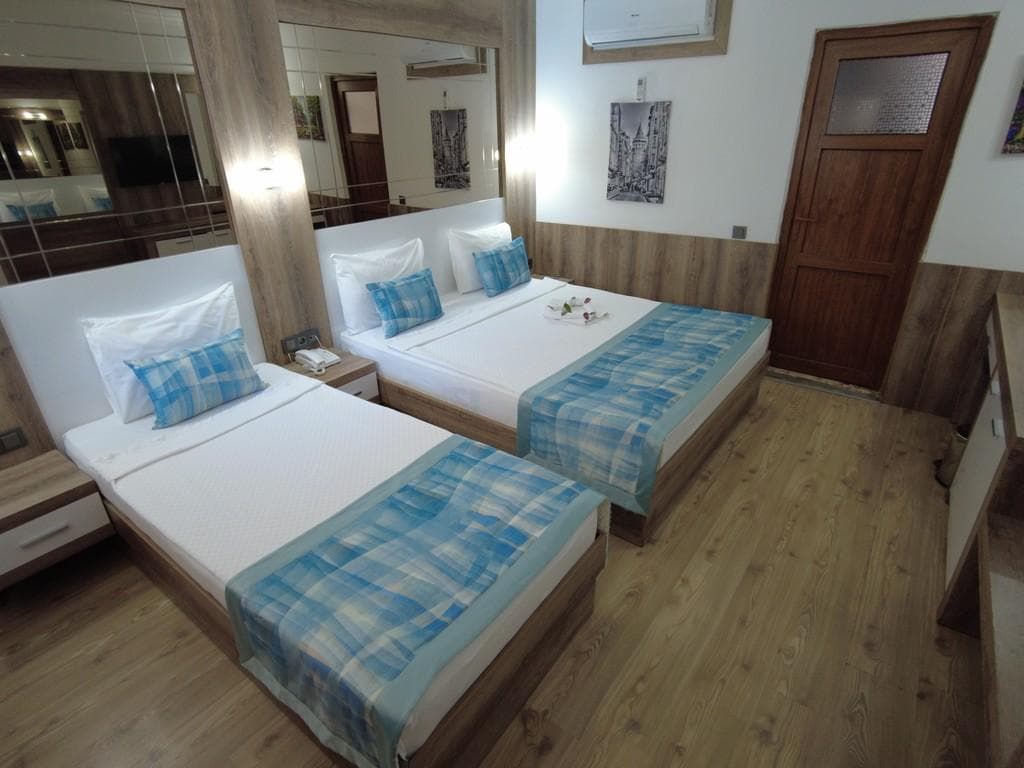 Oscar Garden Hotel photo 2