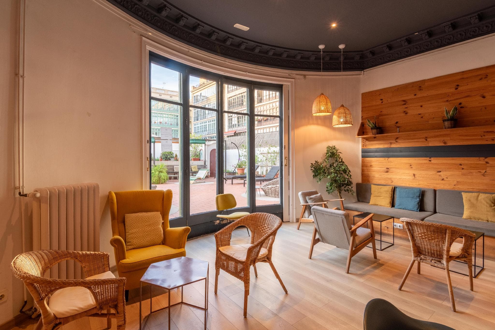The Central House Barcelona Gracia photo 5