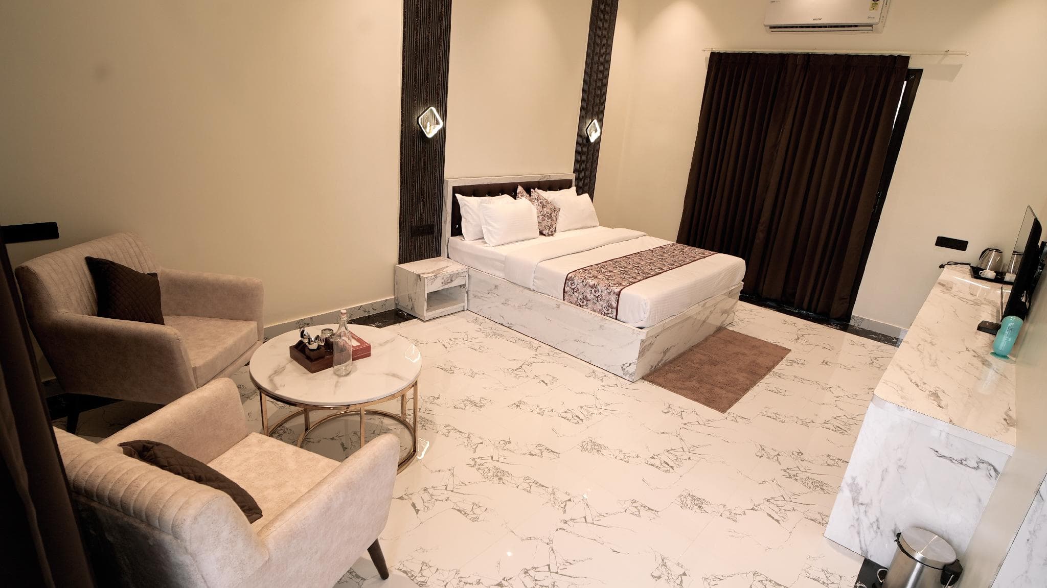 Sukoon Farm - A Luxury Farm House In Jaipur photo 2