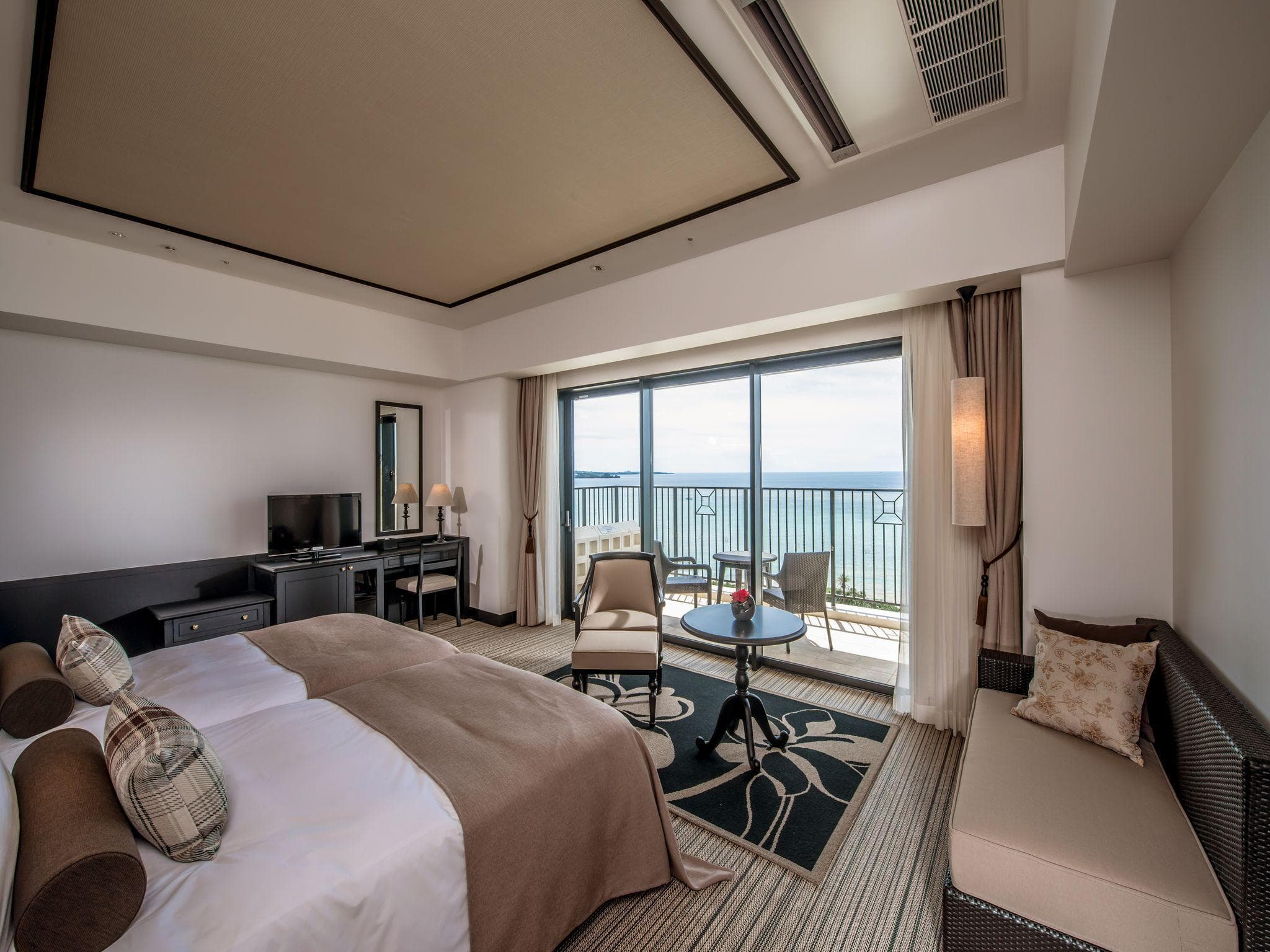 Hotel Monterey Okinawa Spa and Resort photo 5