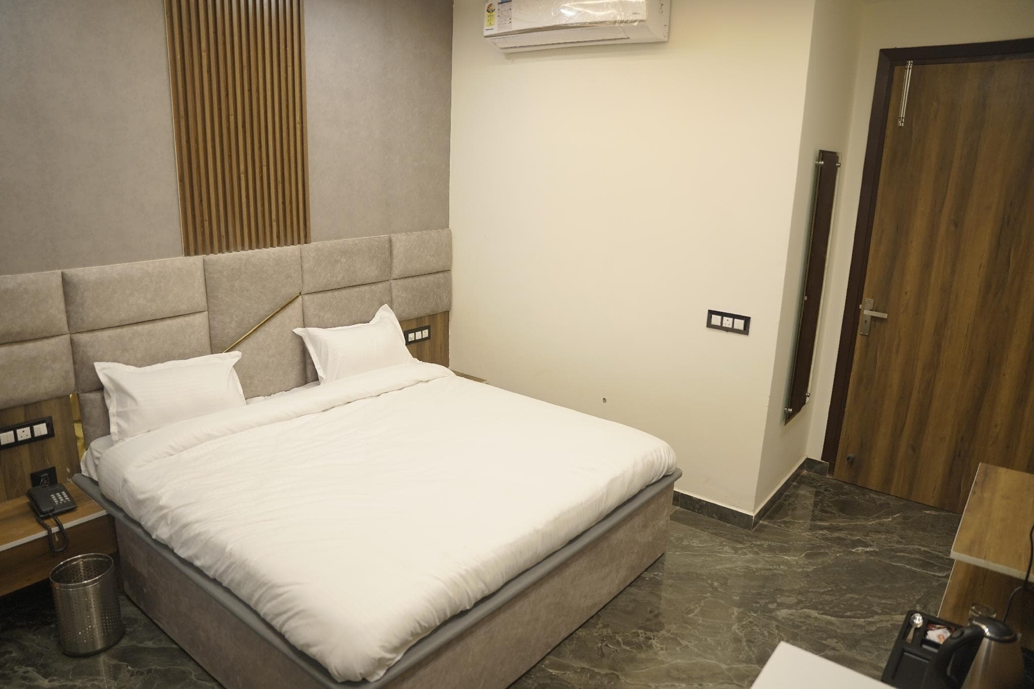 Hotel Platinum