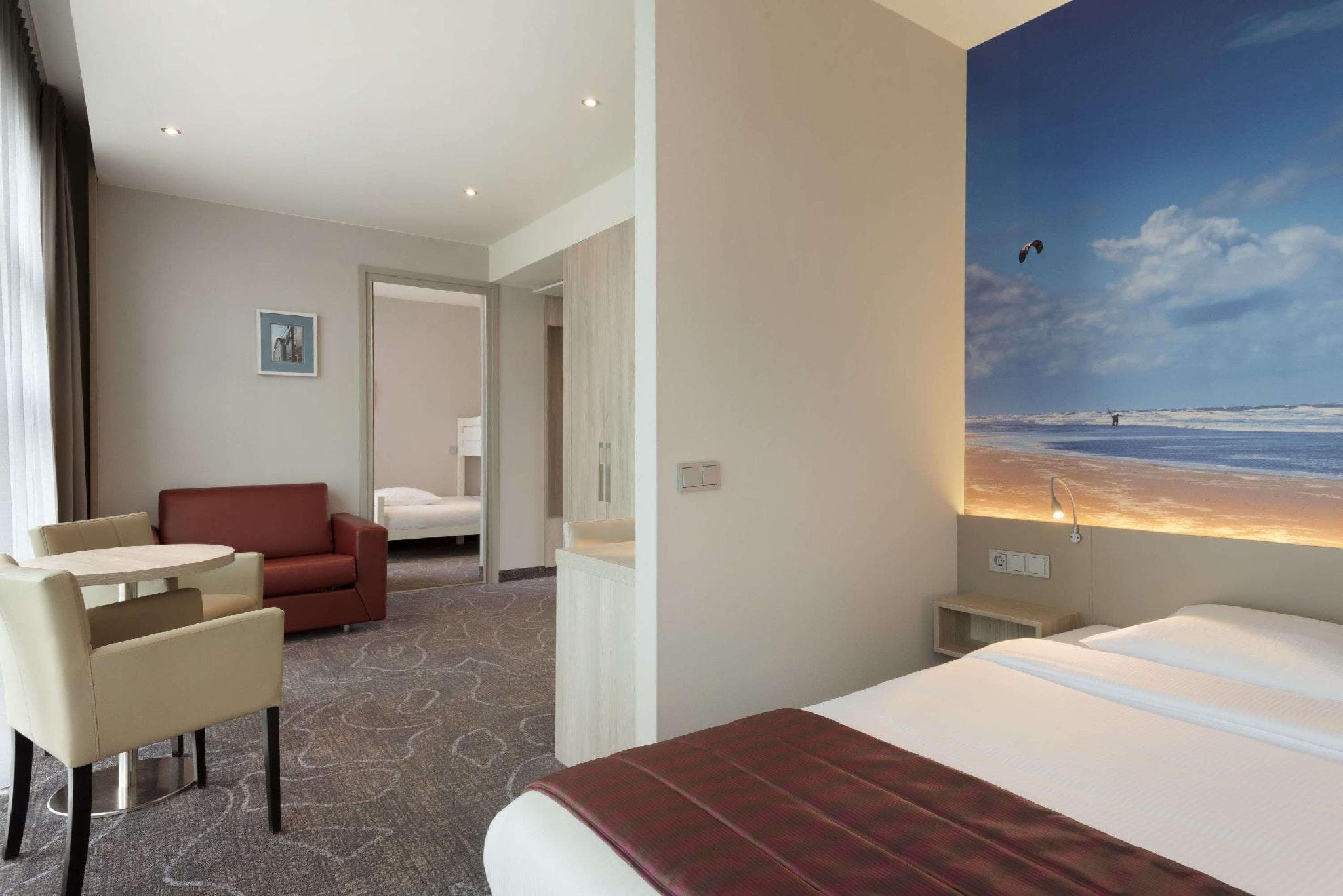 Ramada by Wyndham The Hague Scheveningen photo 2