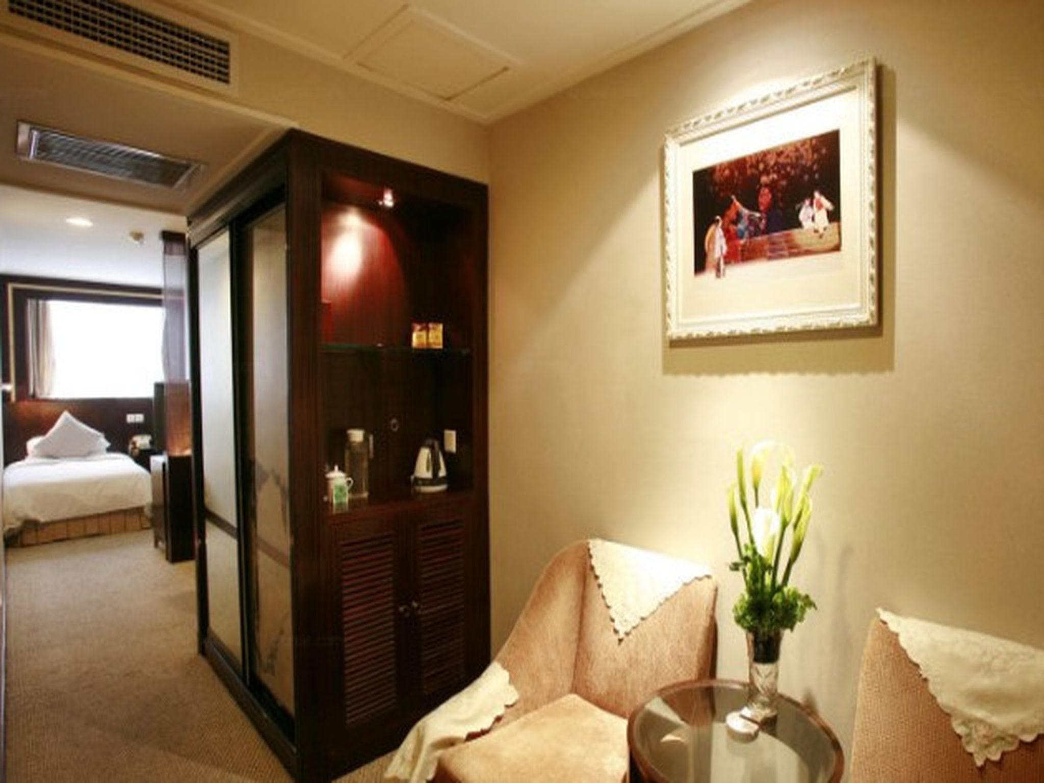 Redstar Culture Hotel photo 2