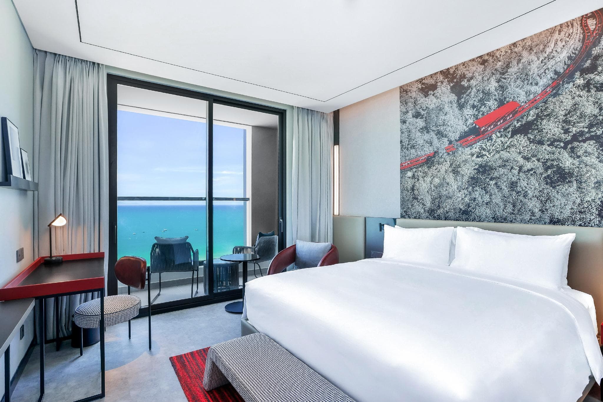 Radisson RED Danang photo 3