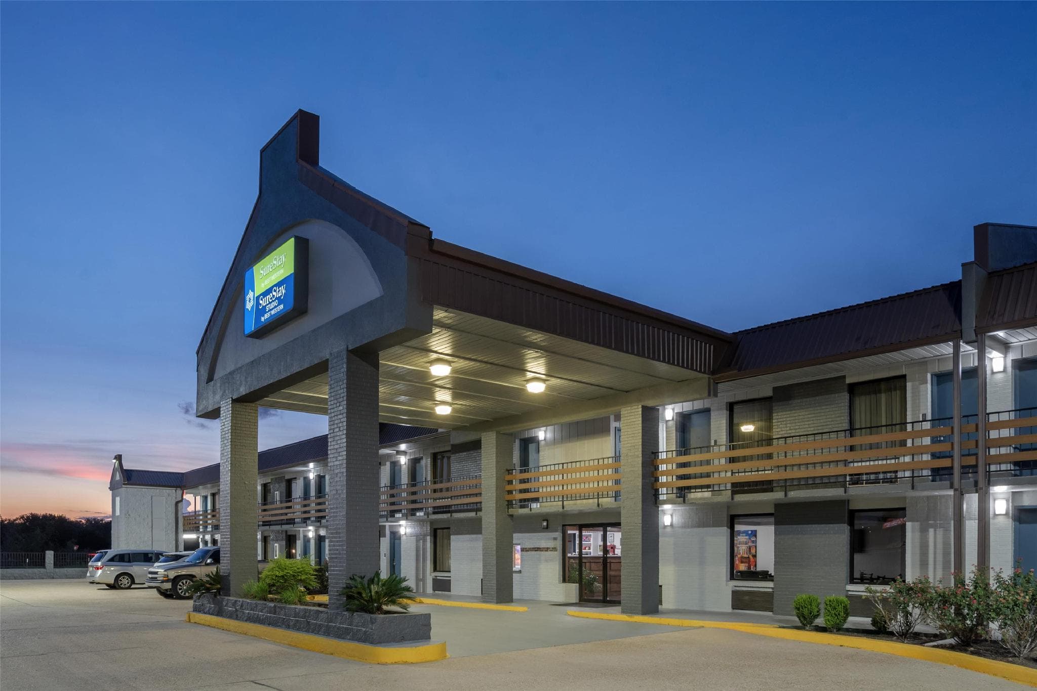 SureStay by Best Western Gonzales photo 3