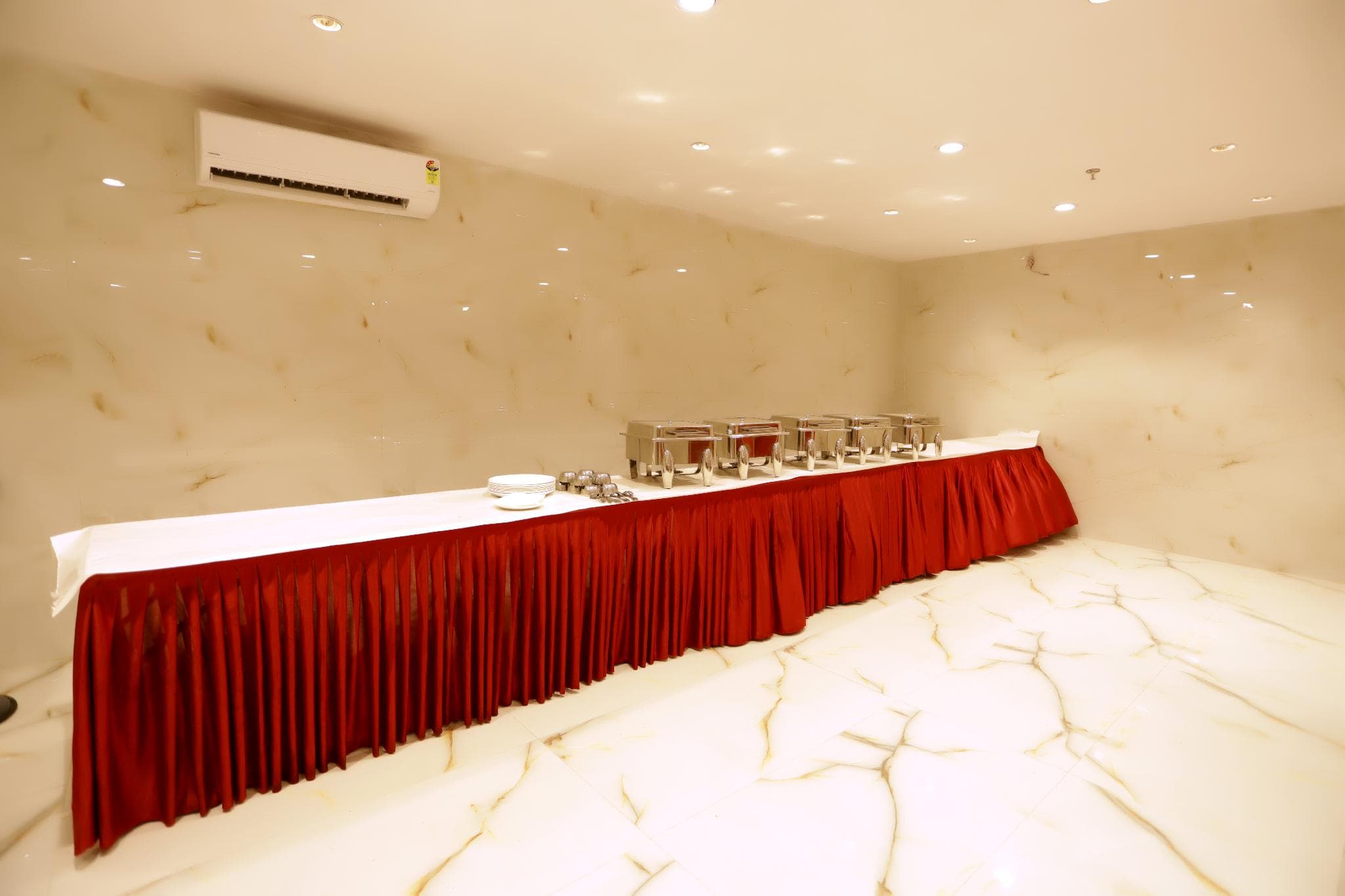 THE ROYAL VILLA - Noida Sector 70 photo 3