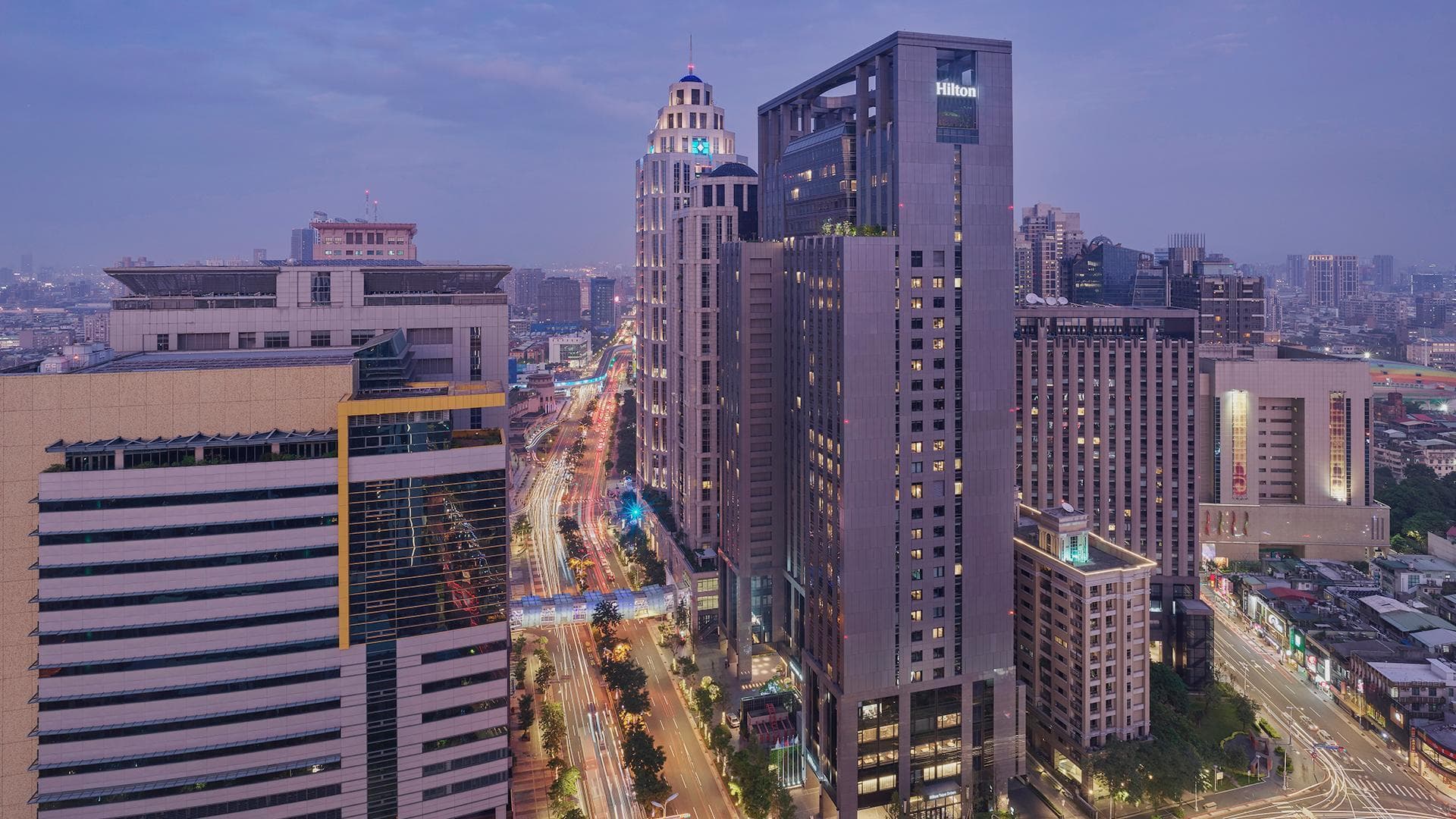 Hilton Taipei Sinban photo 3