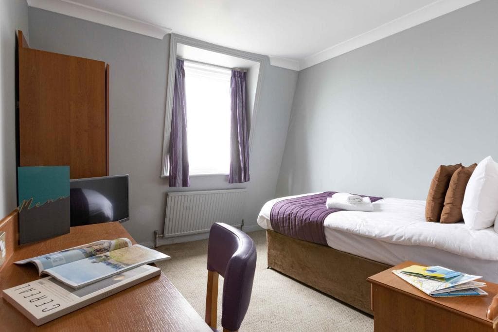 The Marine Hotel photo 2
