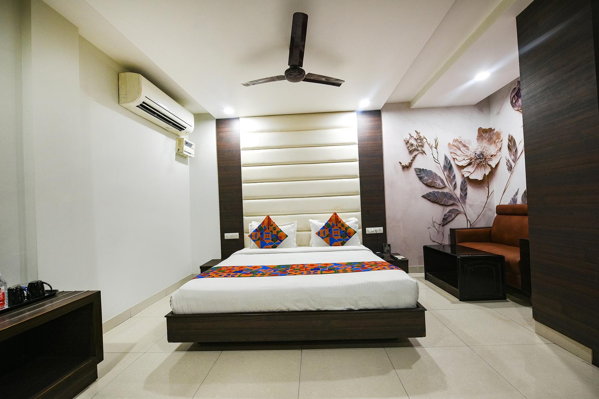 FabHotel KK Continental photo 2