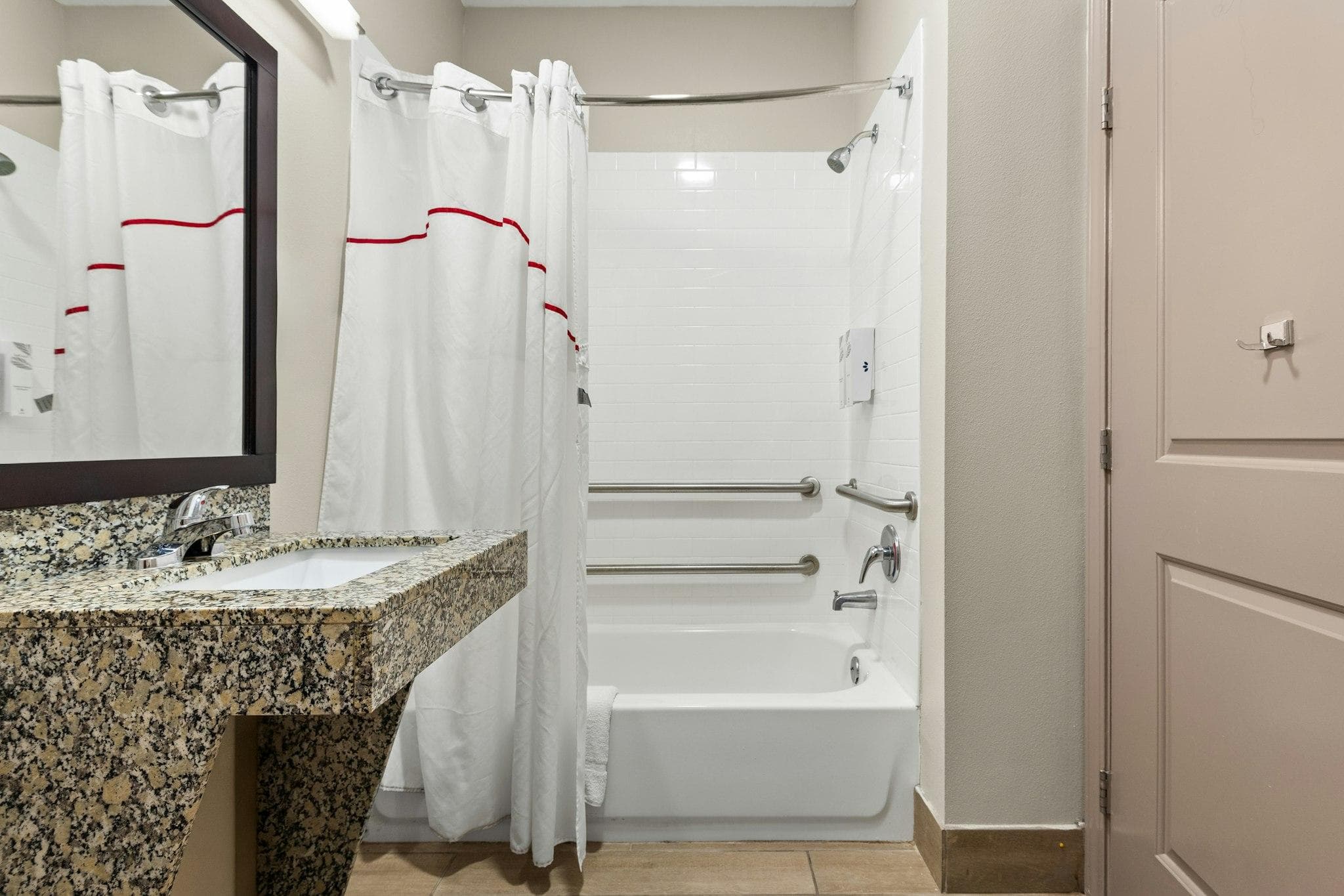 Red Roof Inn Baton Rouge photo 2