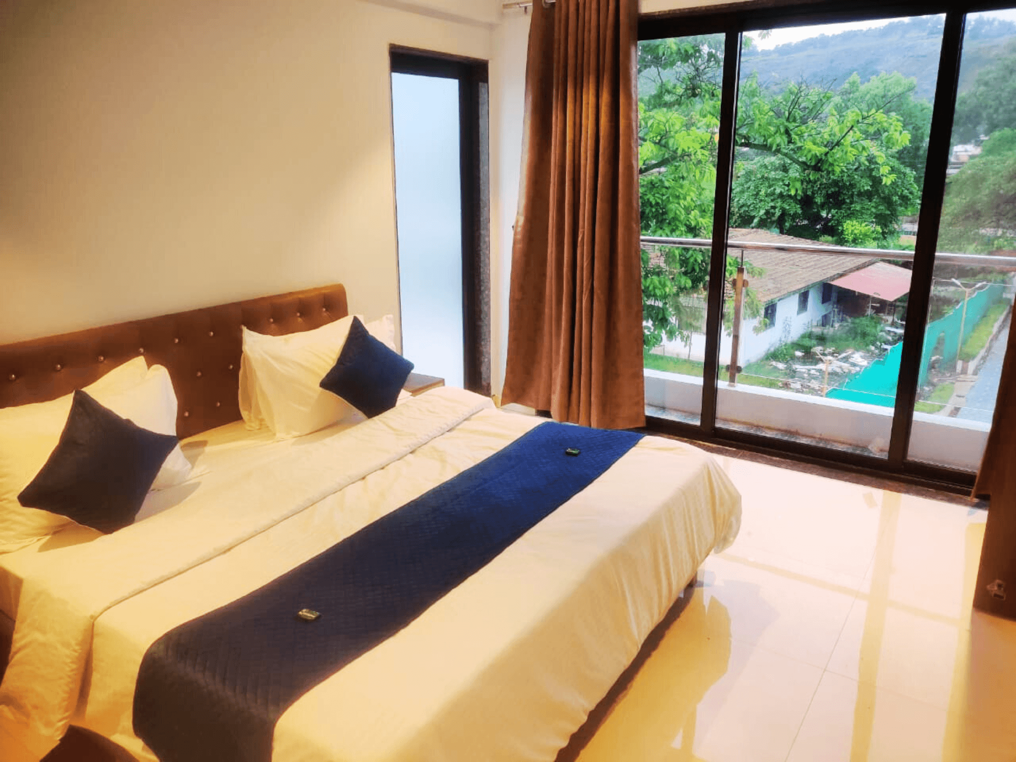 Misty Blues Resort & Villas photo 2