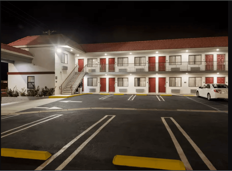 Red Roof Inn Carson - Wilmington, CA photo 3