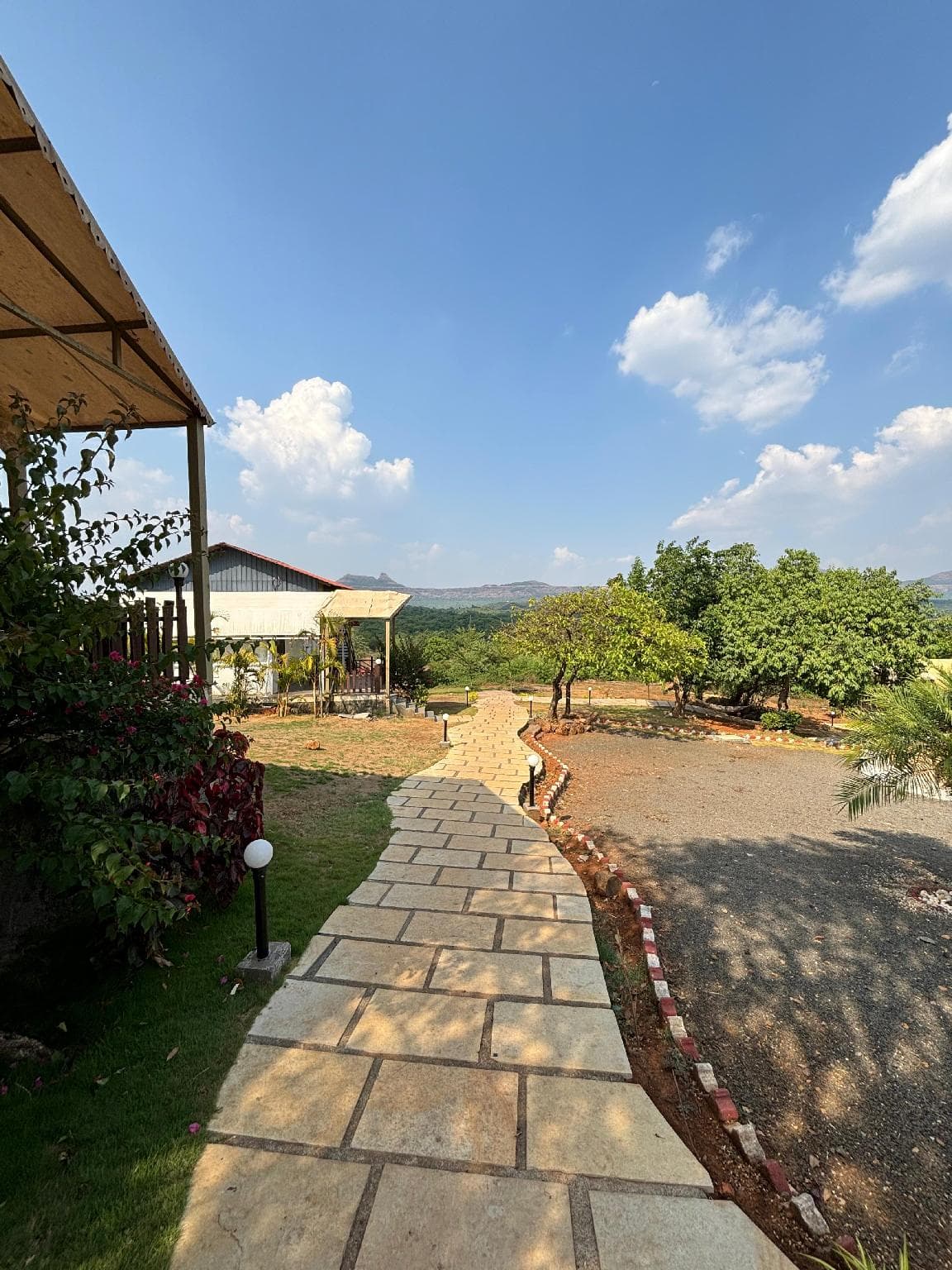 2Bed Hillside w Bathtub by canvas Resort Lonavla photo 4