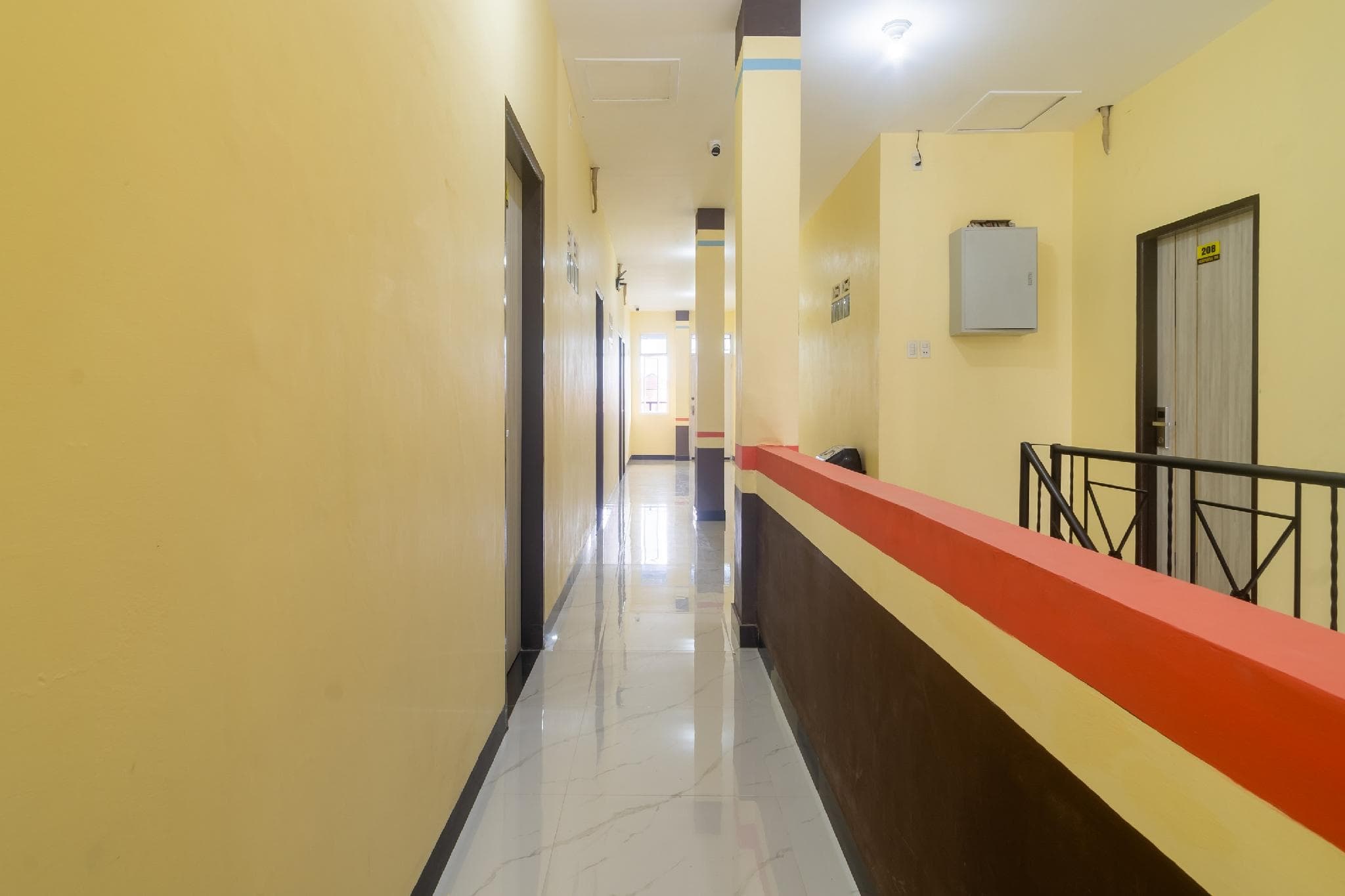 RedDoorz Plus @ Sempurna Inn Medan photo 4