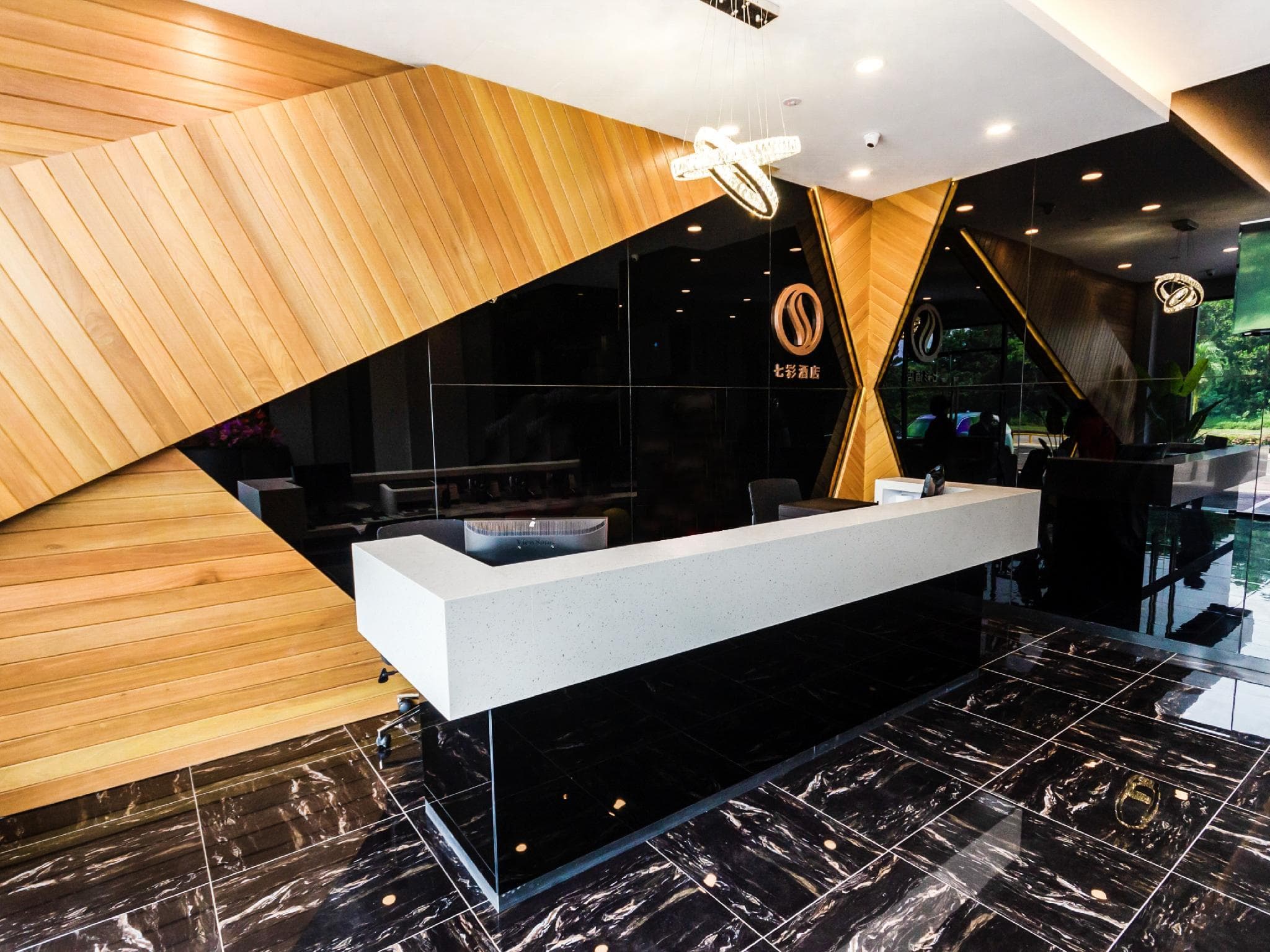 Solid Hotels photo 5