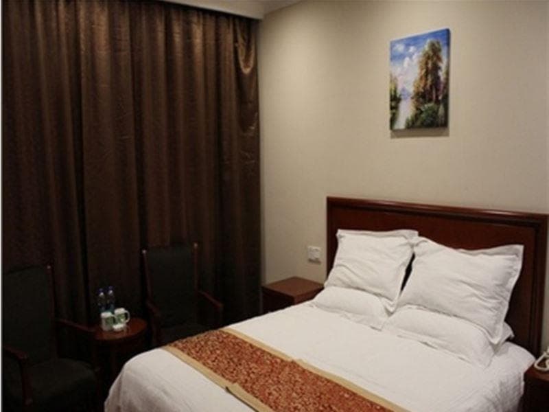 GreenTree Inn Zhangjiakou Yu County Bus Station Business Hotel photo 4
