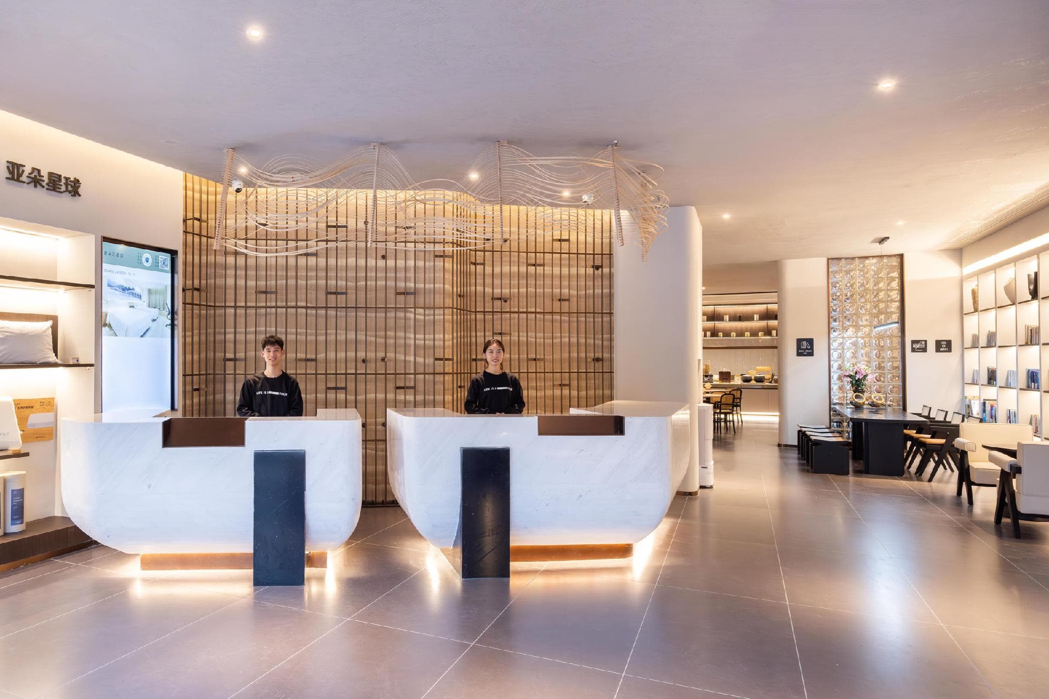 Atour X Hotel Nanjing Mochou Lake Shuiximen Street photo 4