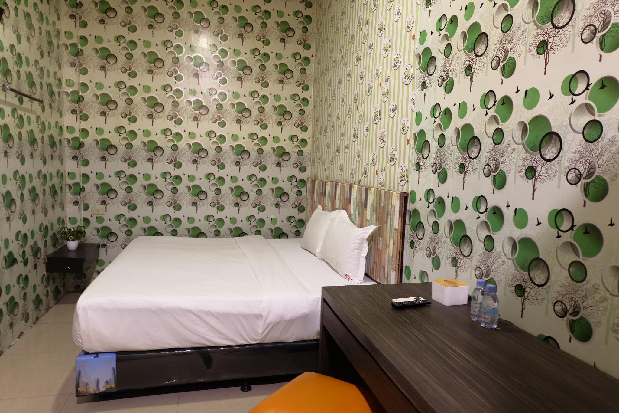 Louise Hotel photo 2